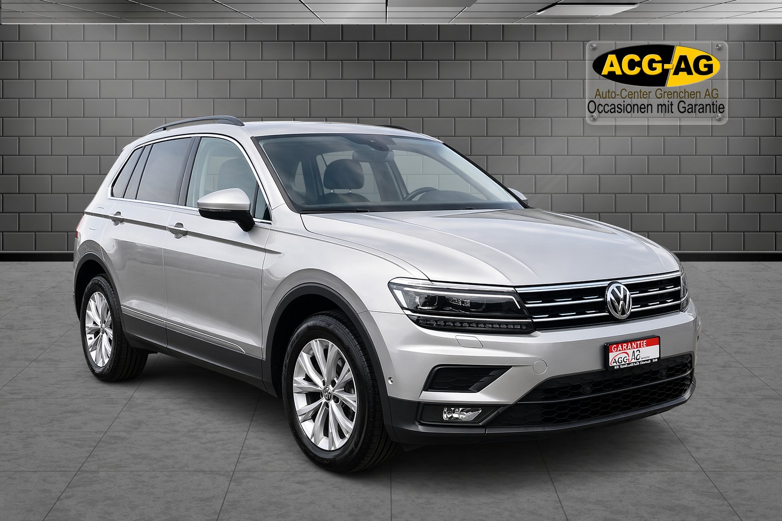 VW Tiguan 2.0 TDI SCR Comfortline 4Motion DSG ** mit Anh-Kupplung 2500 Kg ** Gr.Navi ** RF-Kamera ** Frisch ab MFK & Service **-image-0