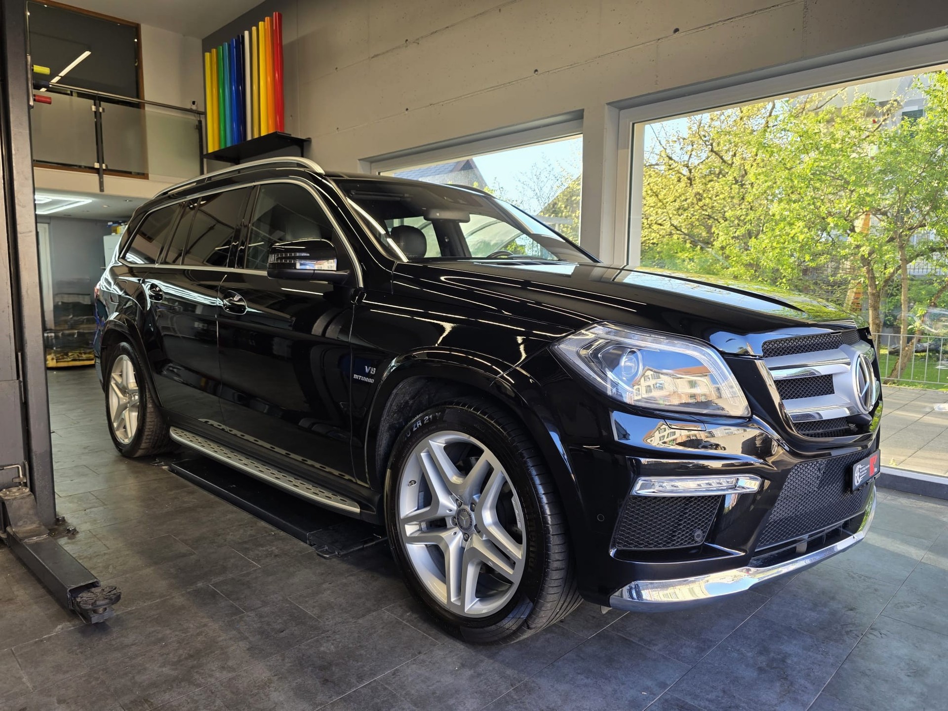 MERCEDES-BENZ GL 500 4Matic 7G-Tronic-showroom-element-1