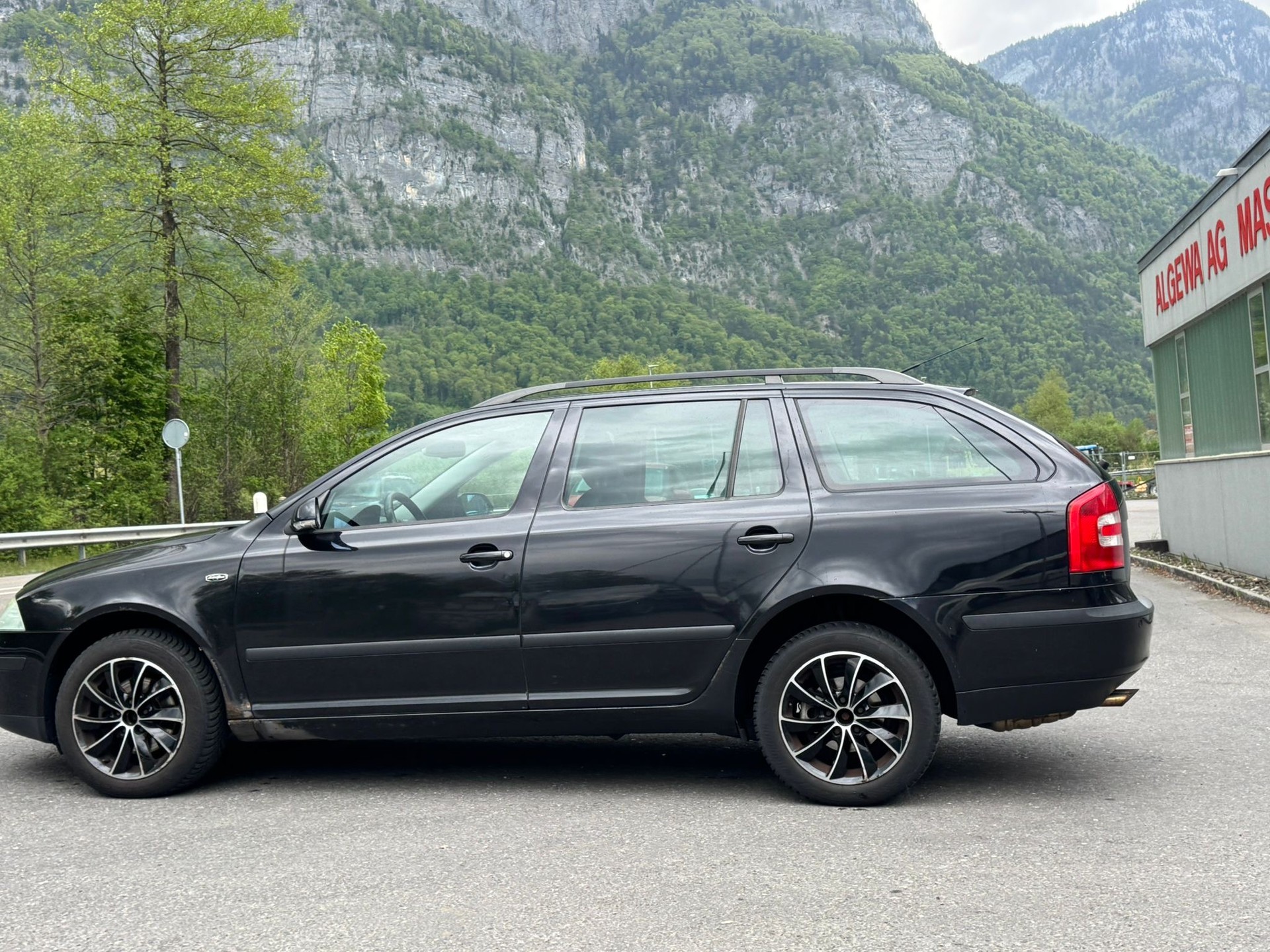 SKODA Octavia 2.0 TDI Laurin & Klement 4x4-image-3
