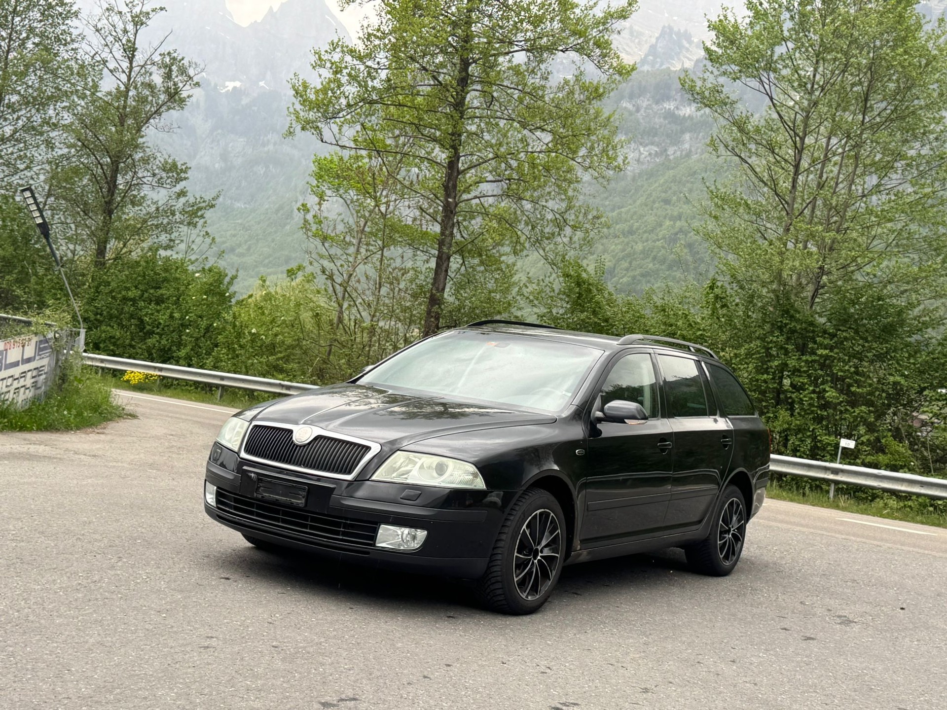 SKODA Octavia 2.0 TDI Laurin & Klement 4x4-image-2