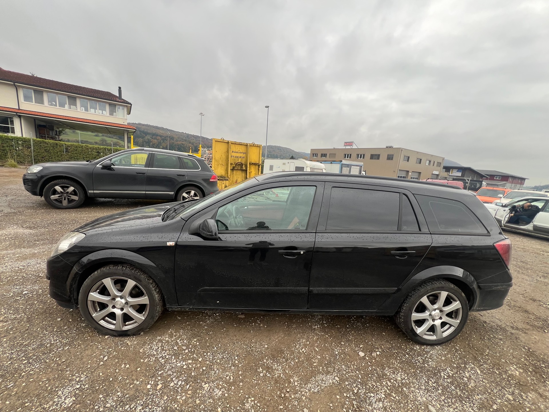 OPEL Astra Caravan 1.7 CDTi Essentia-image-3