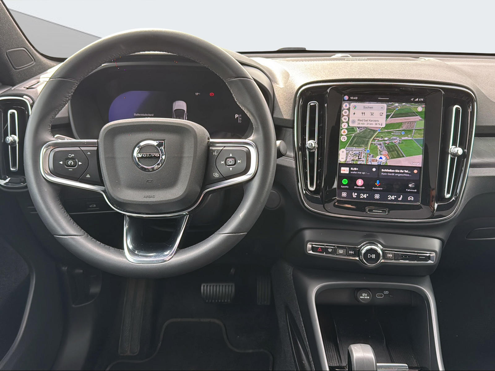 VOLVO C40 P6 Recharge Ultimate-image-12