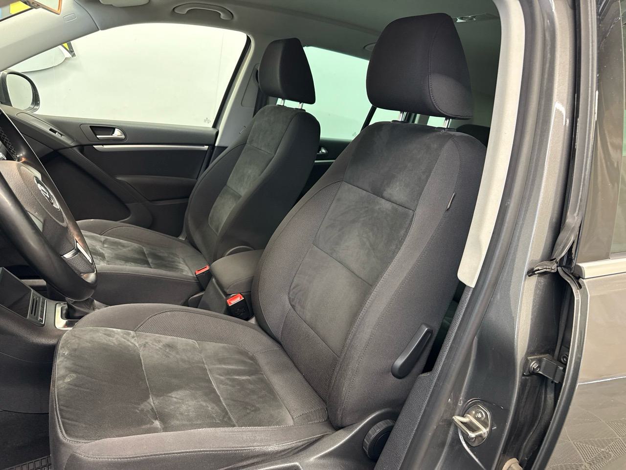 VW Tiguan 2.0 TDI Sport&Style Tiptronic-image-3