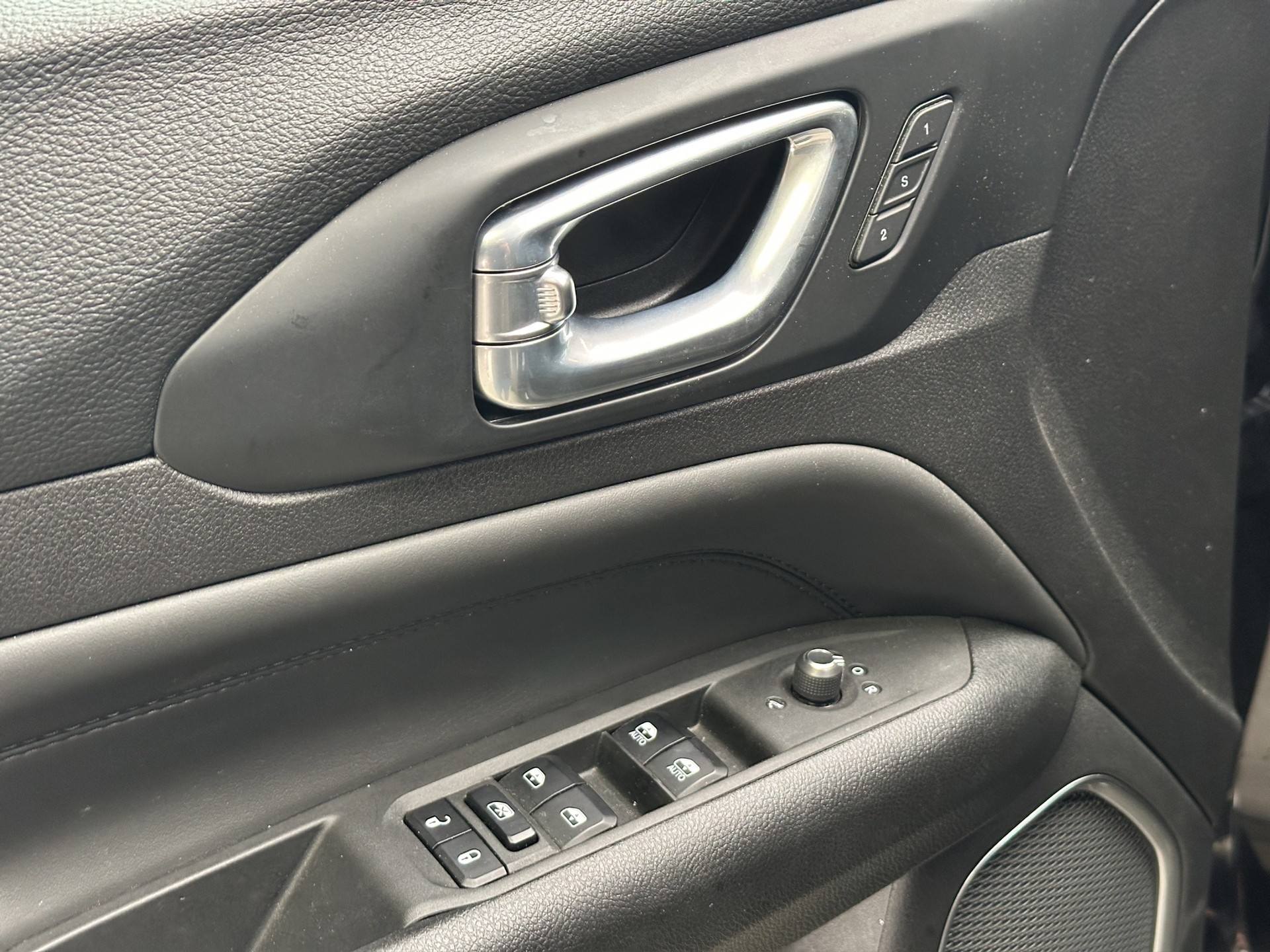 JEEP Compass 1.3 T PHEV Trailhawk AWD-image-7