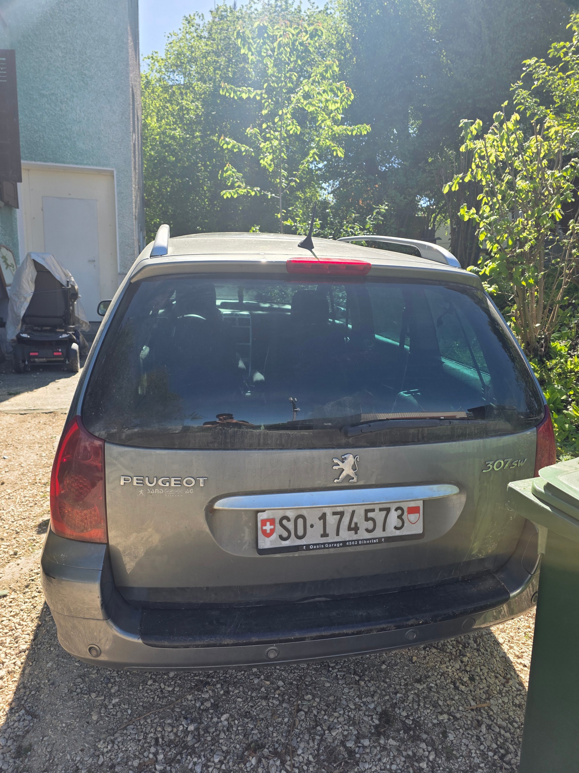 PEUGEOT 1.6 HDI 110 Premium