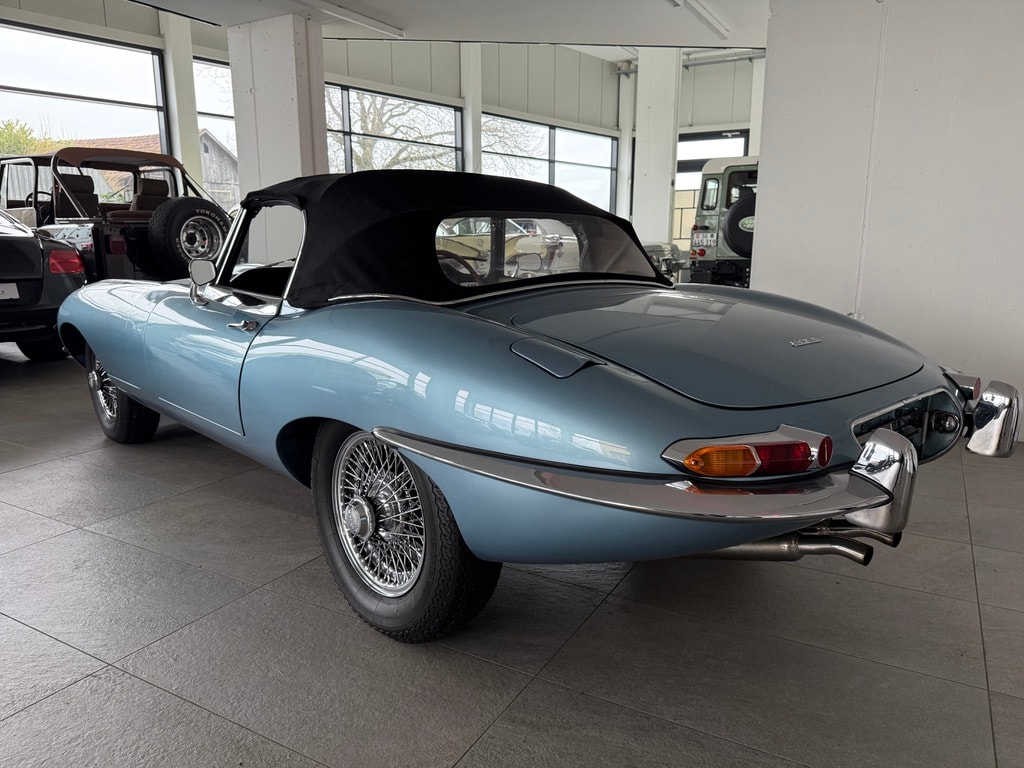 JAGUAR Cabrio RHD Veteran-showroom-element-1
