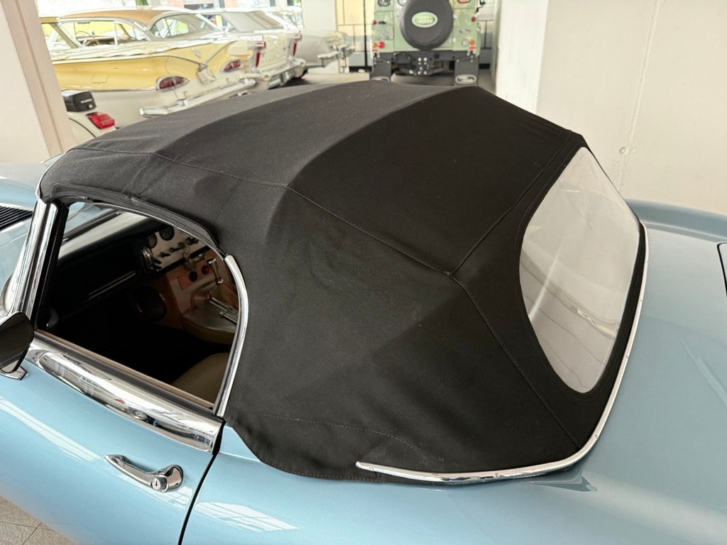 JAGUAR Cabrio RHD Veteran-showroom-element-2