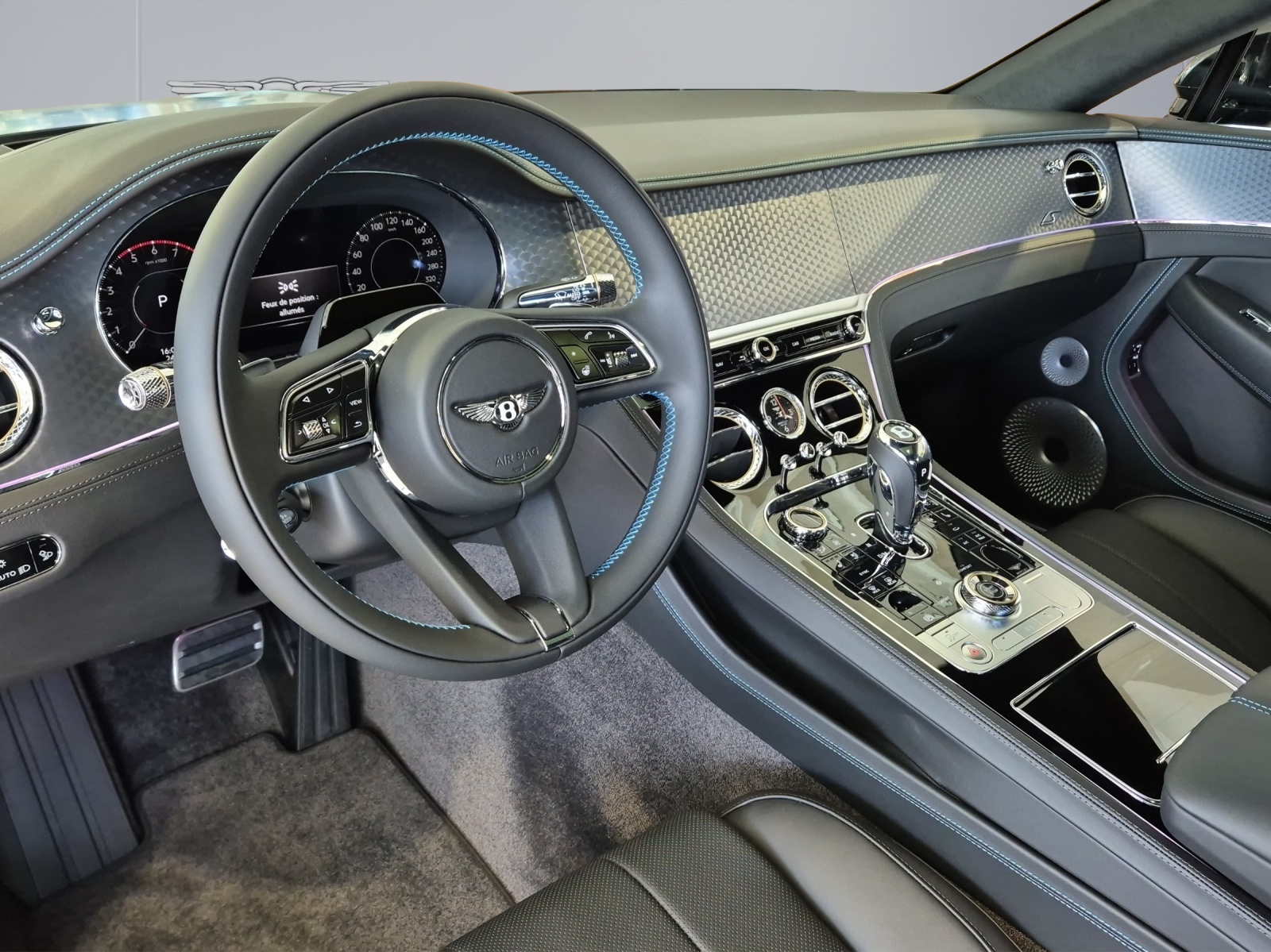 BENTLEY Continental GT 4.0 V8 PHEV S-image-12
