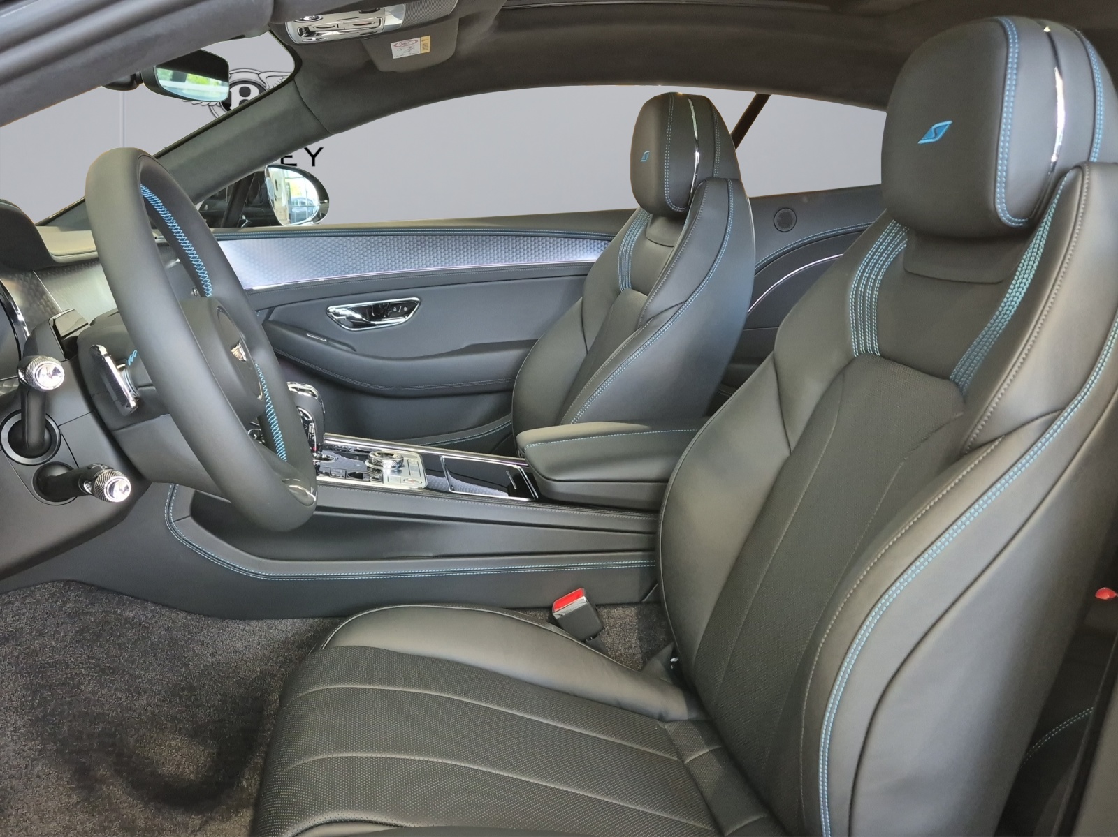 BENTLEY Continental GT 4.0 V8 PHEV S-image-10