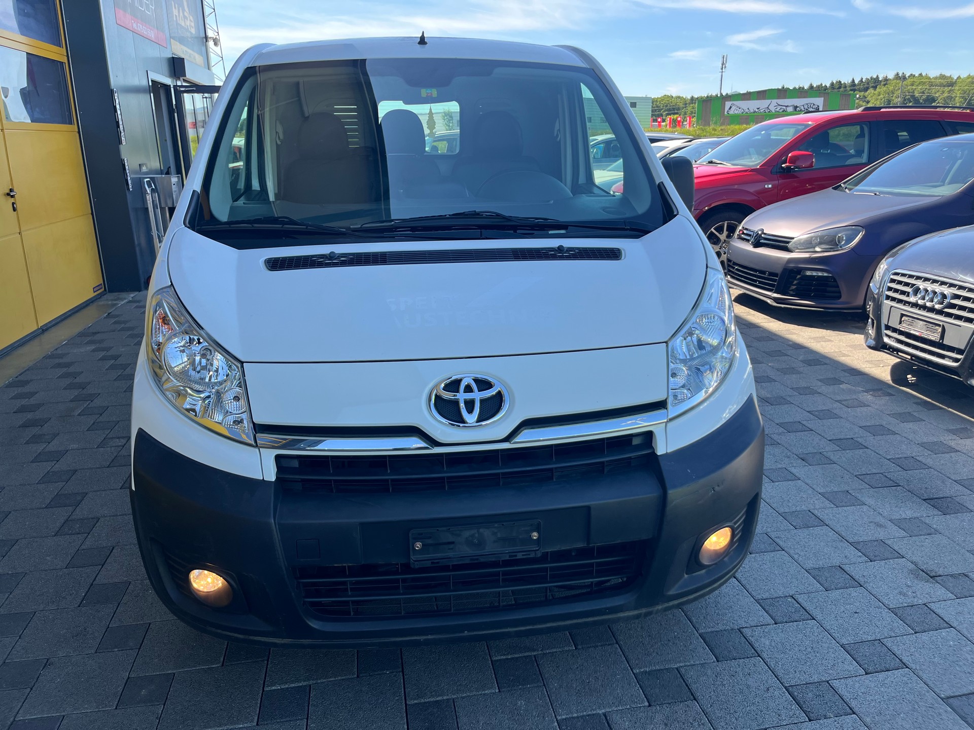 TOYOTA Proace 2.0D Panel Van Luna L1H1-image-2