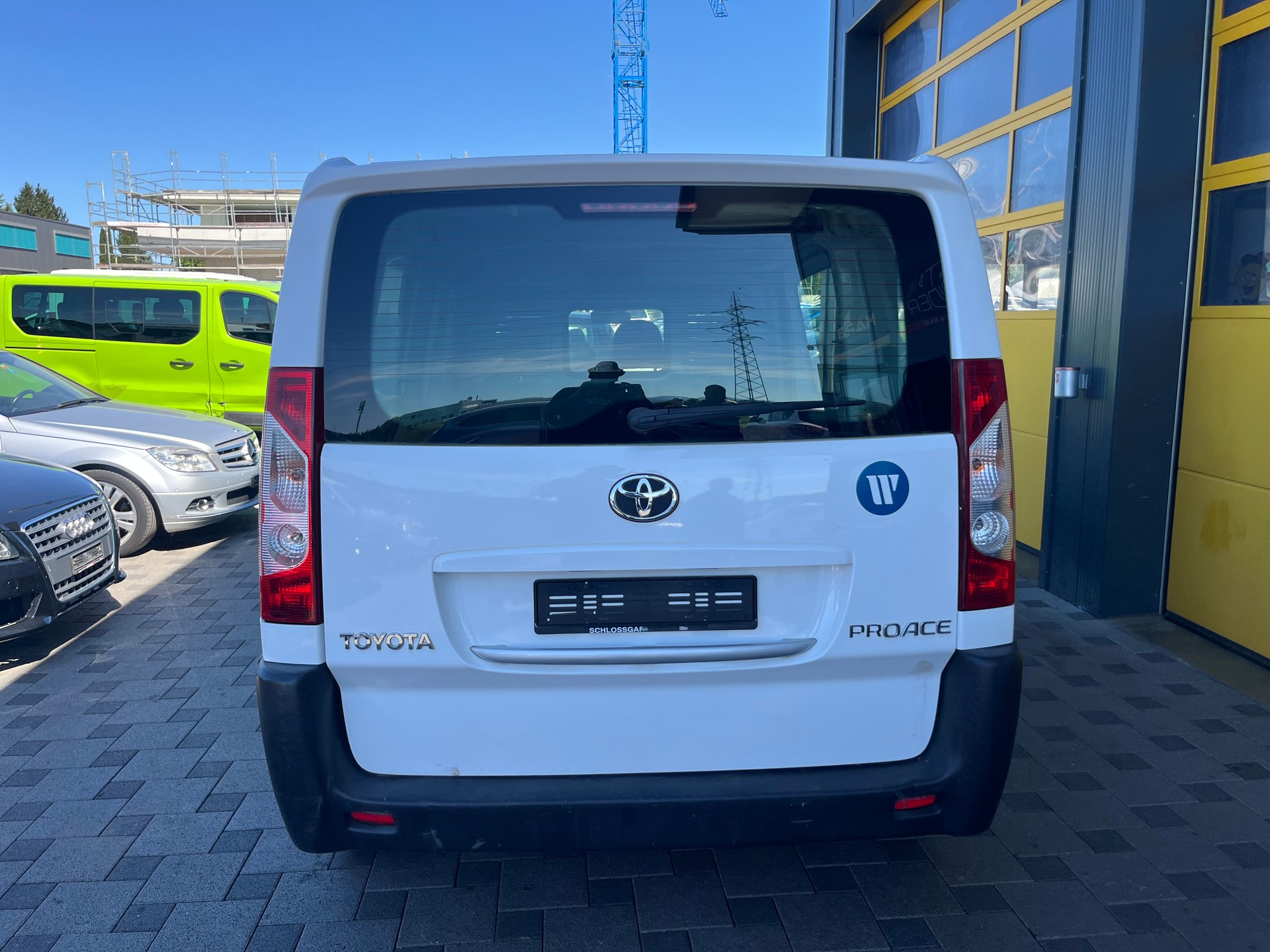 TOYOTA Proace 2.0D Panel Van Luna L1H1-image-5