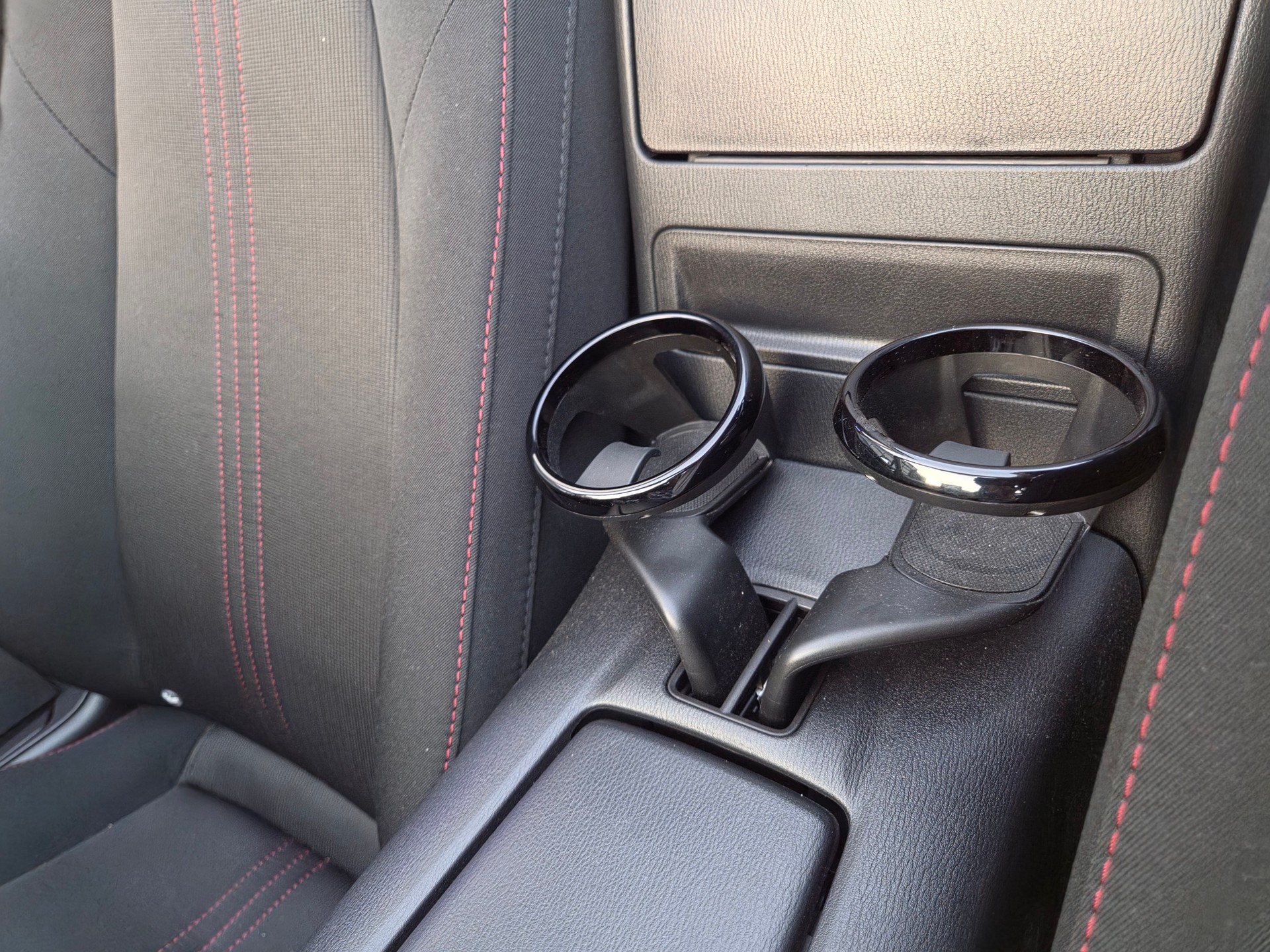 MAZDA MX-5 SKYACTIV-G 160 Revolution-image-16