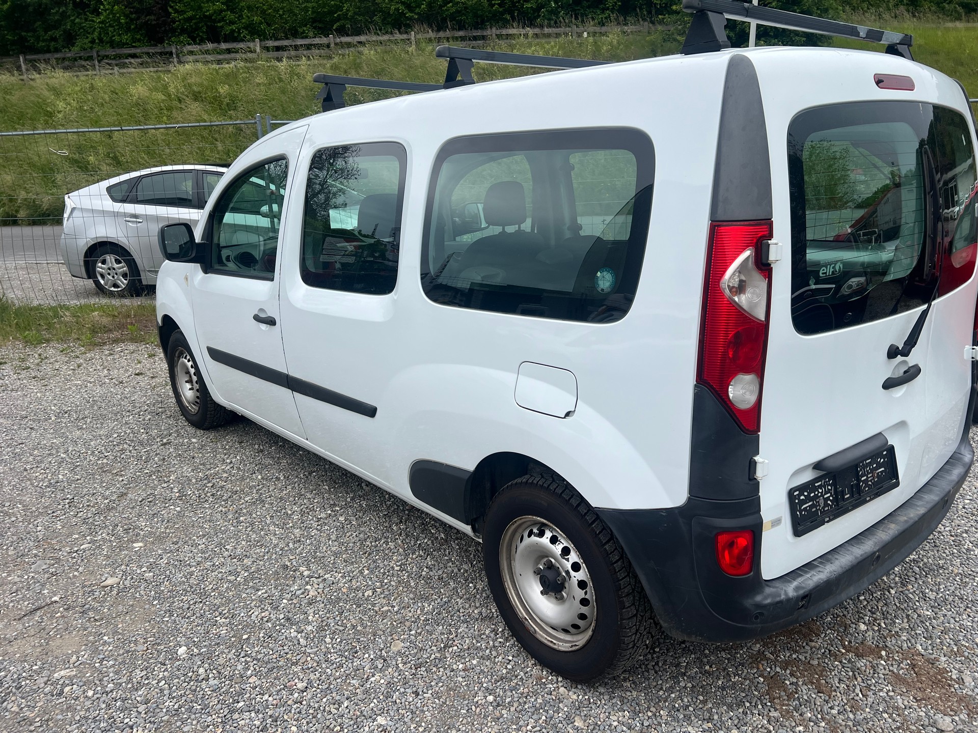 RENAULT Kangoo 1.5 dCi Dynamique-image-5