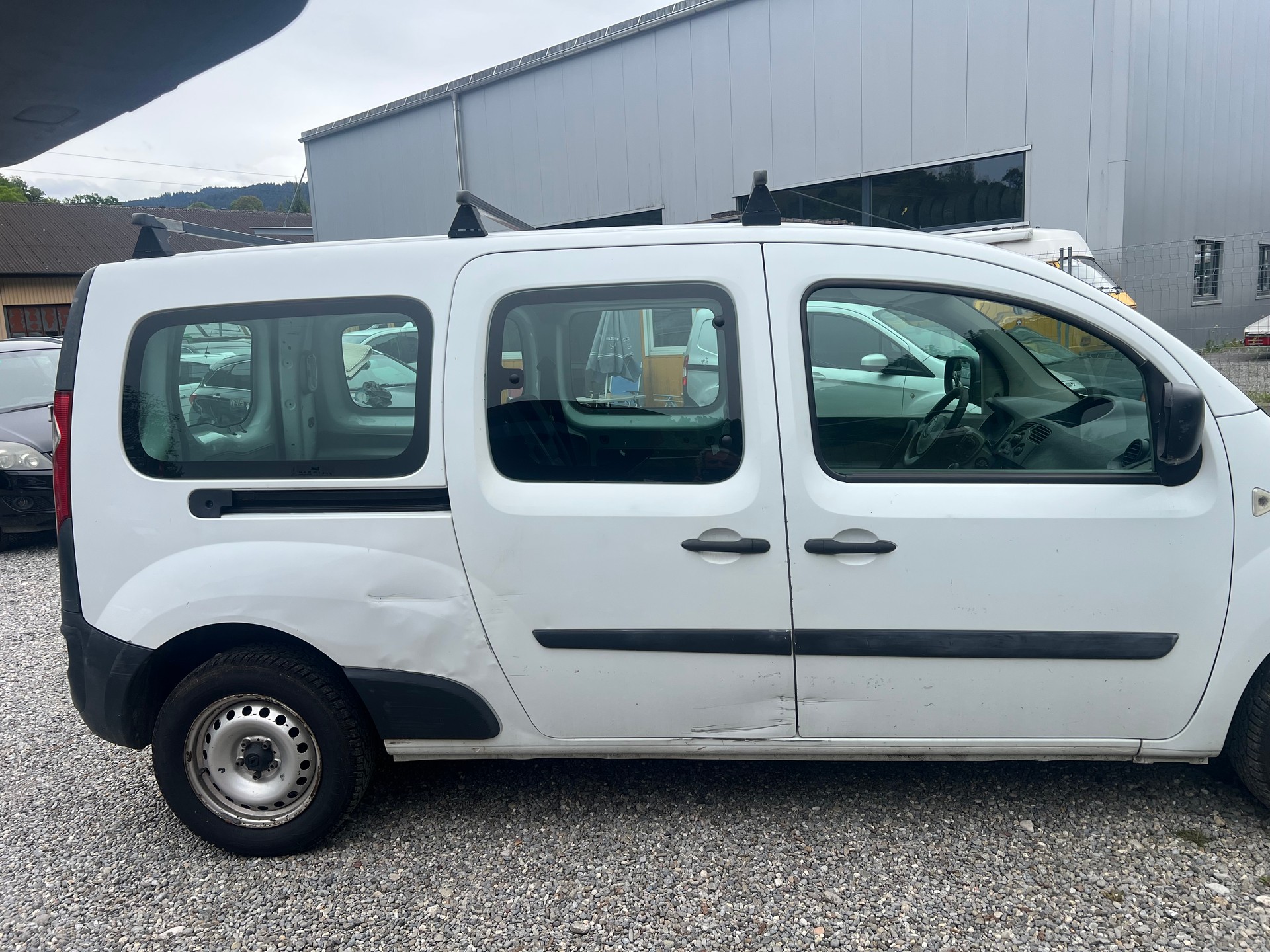 RENAULT Kangoo 1.5 dCi Dynamique-image-7
