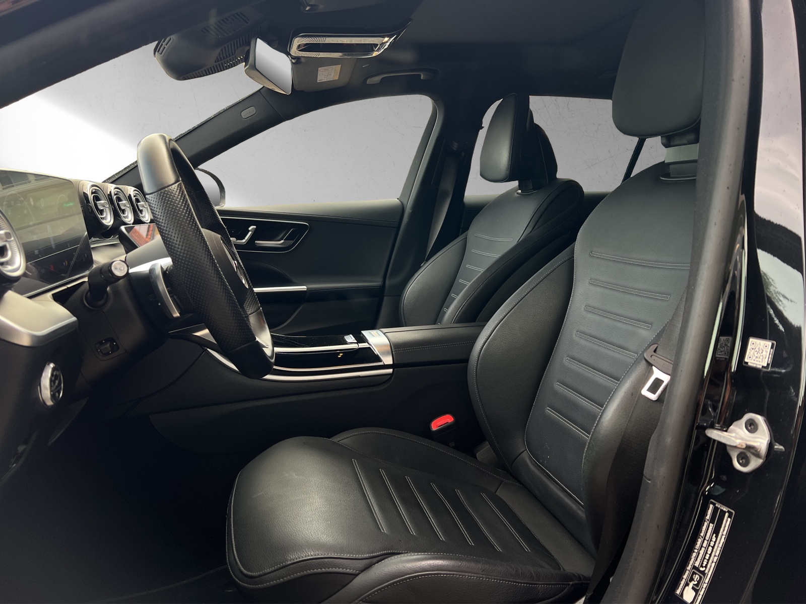 MERCEDES-BENZ C 220 d T 4M AMG Line Swiss Star-image-6