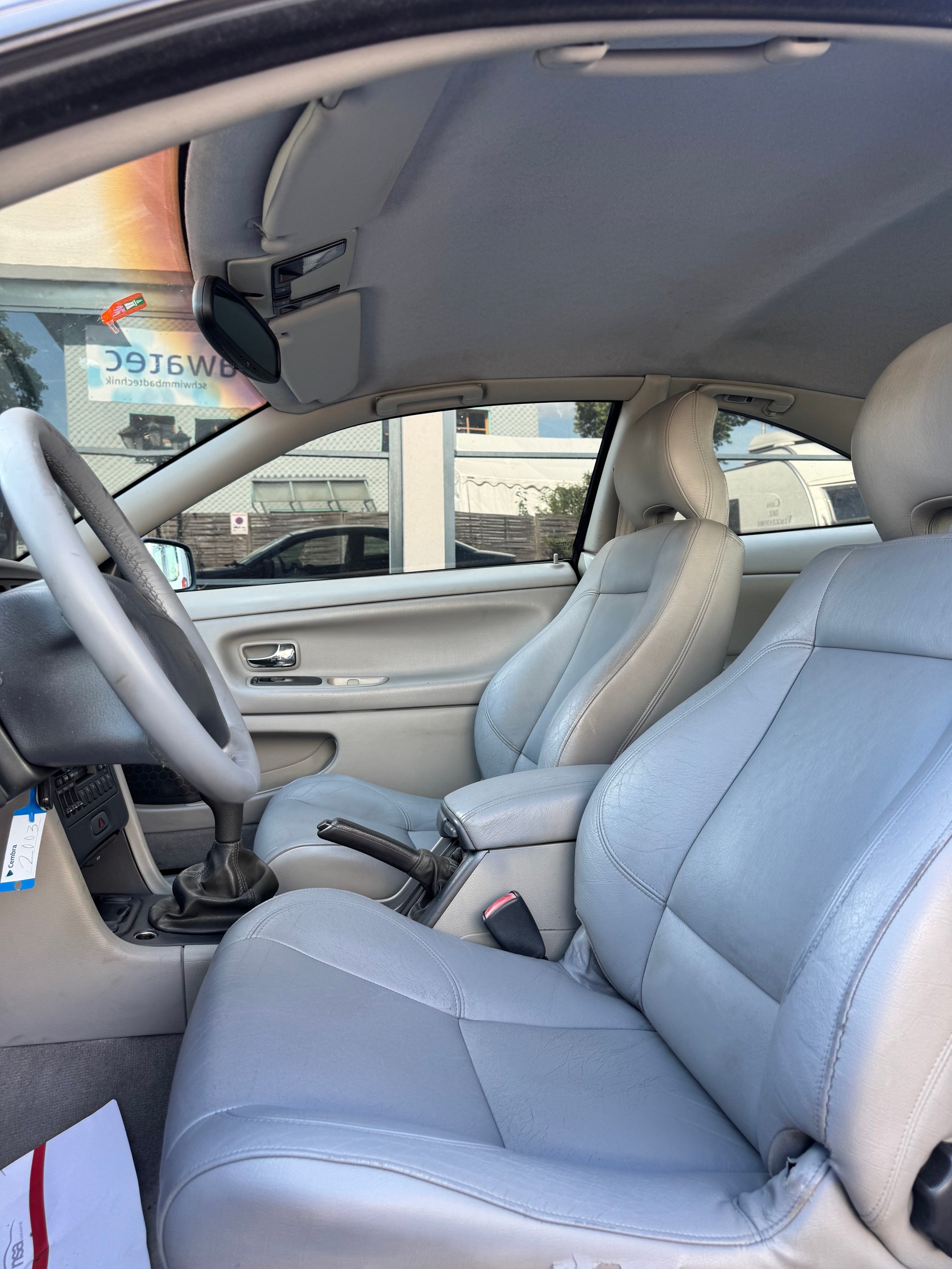 VOLVO C70 Coupè 2.0T-image-11