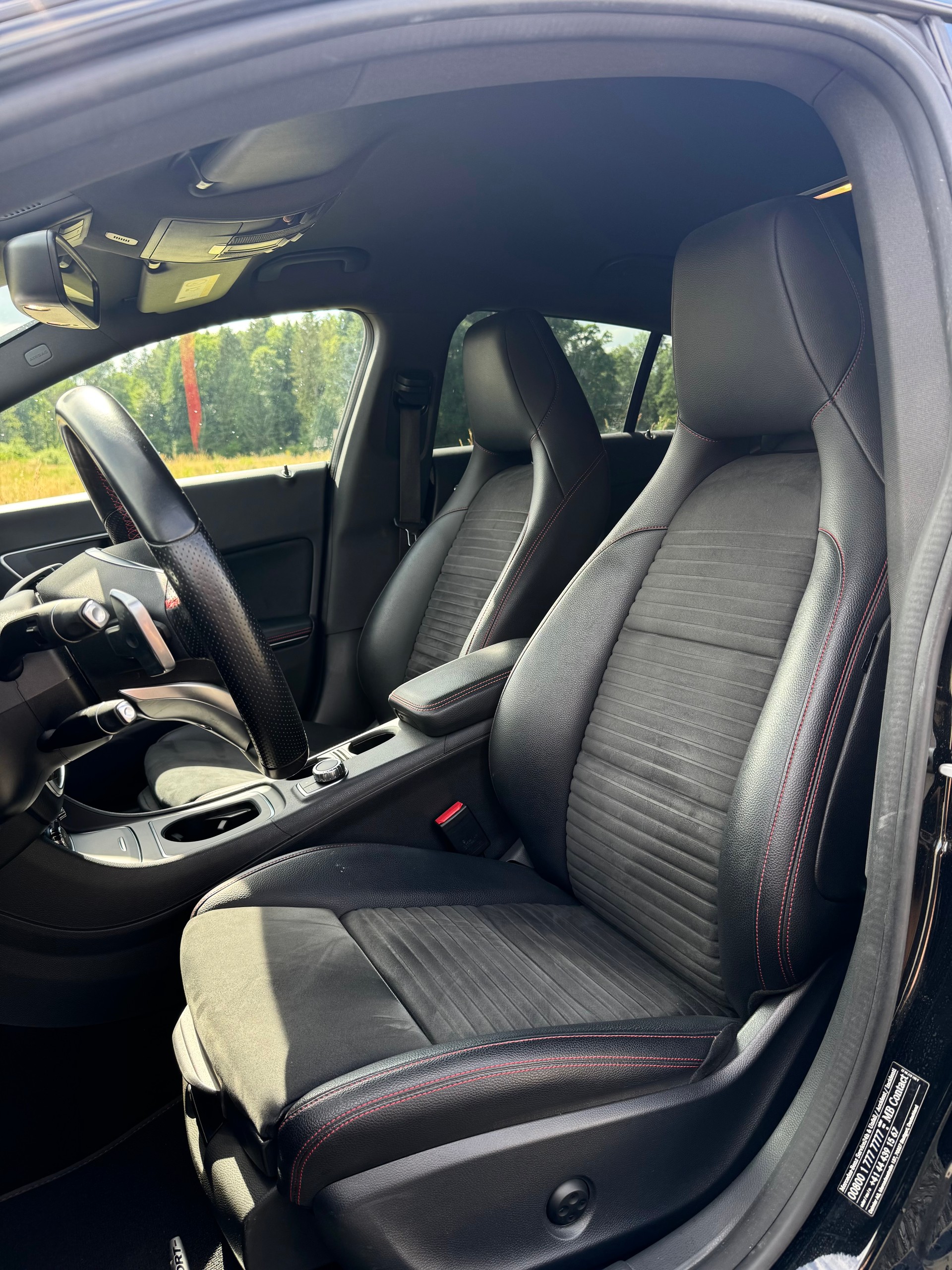 MERCEDES-BENZ CLA Shooting Brake 250 Sport 4Matic AMG Line 7G-DCT / ab MFK bei Verkauf-image-8