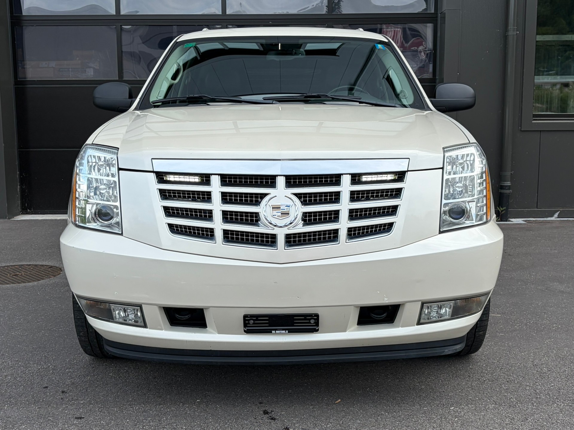 CADILLAC Escalade 6.2 Sport Luxury-image-3
