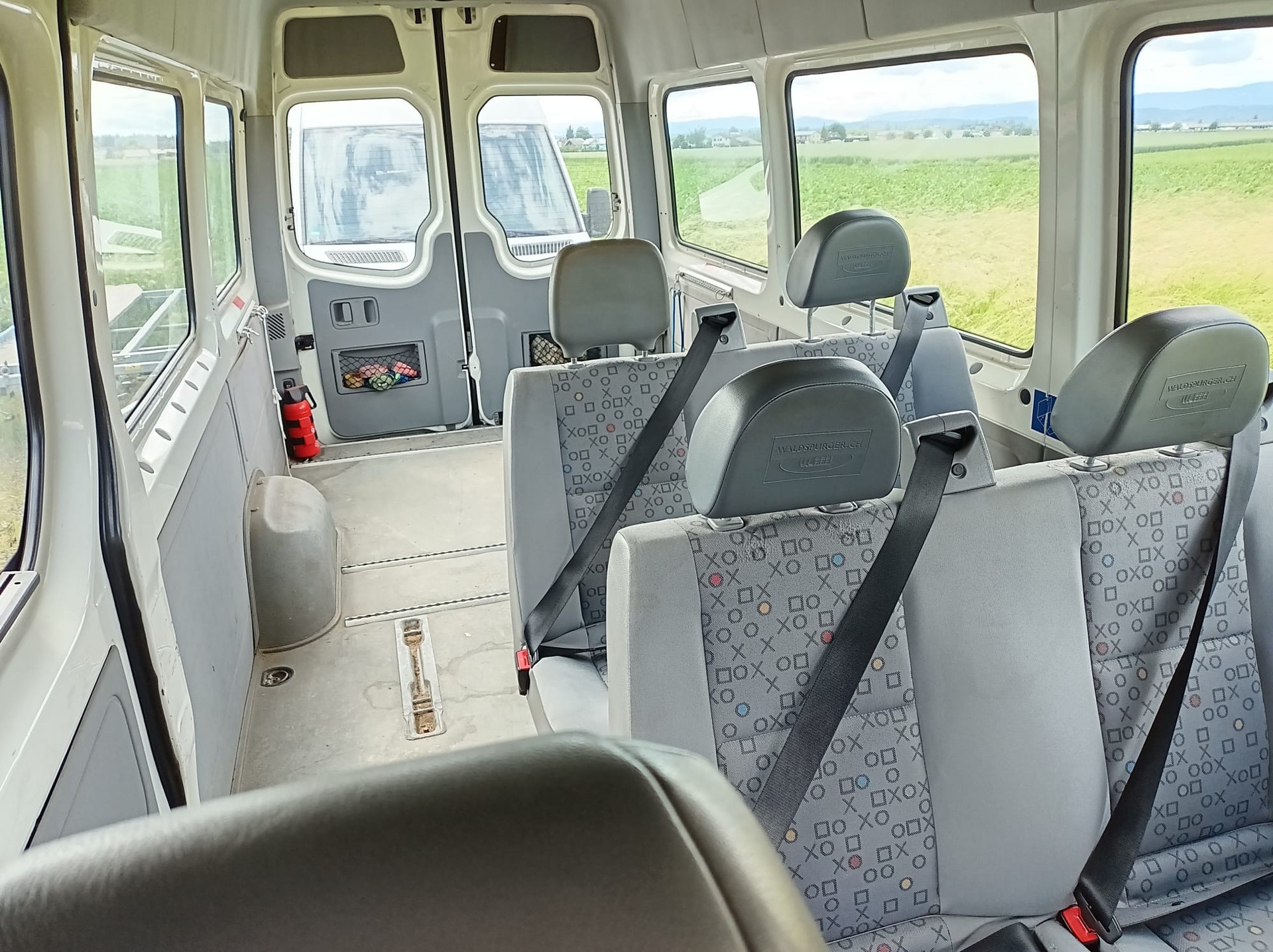 VW Crafter 35 2.5 TDI 109 PS-image-2