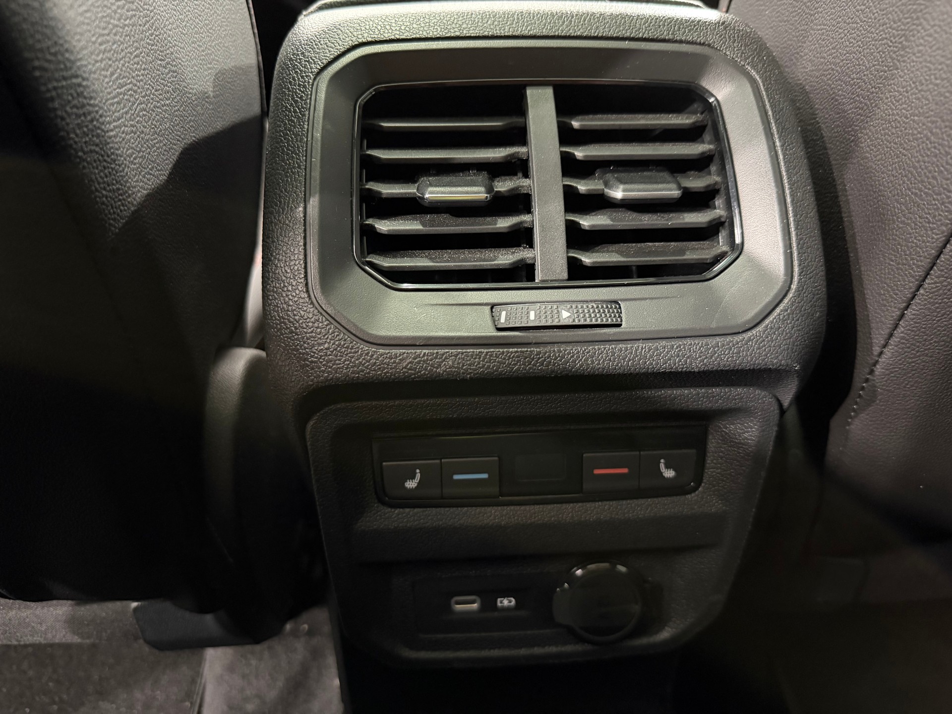 SEAT Tarraco 1.4 eHybrid FR DSG-image-13