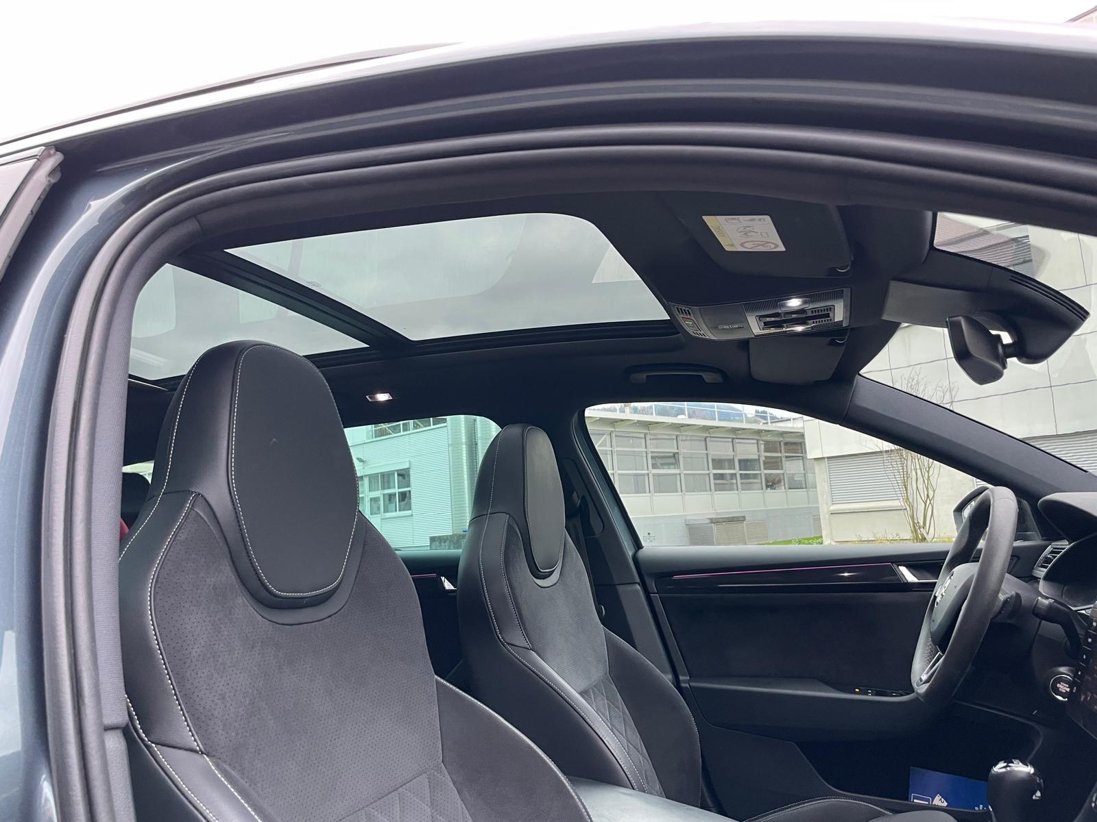SKODA 2.0 TSI 280 SportLine 4x4 DSG-image-5