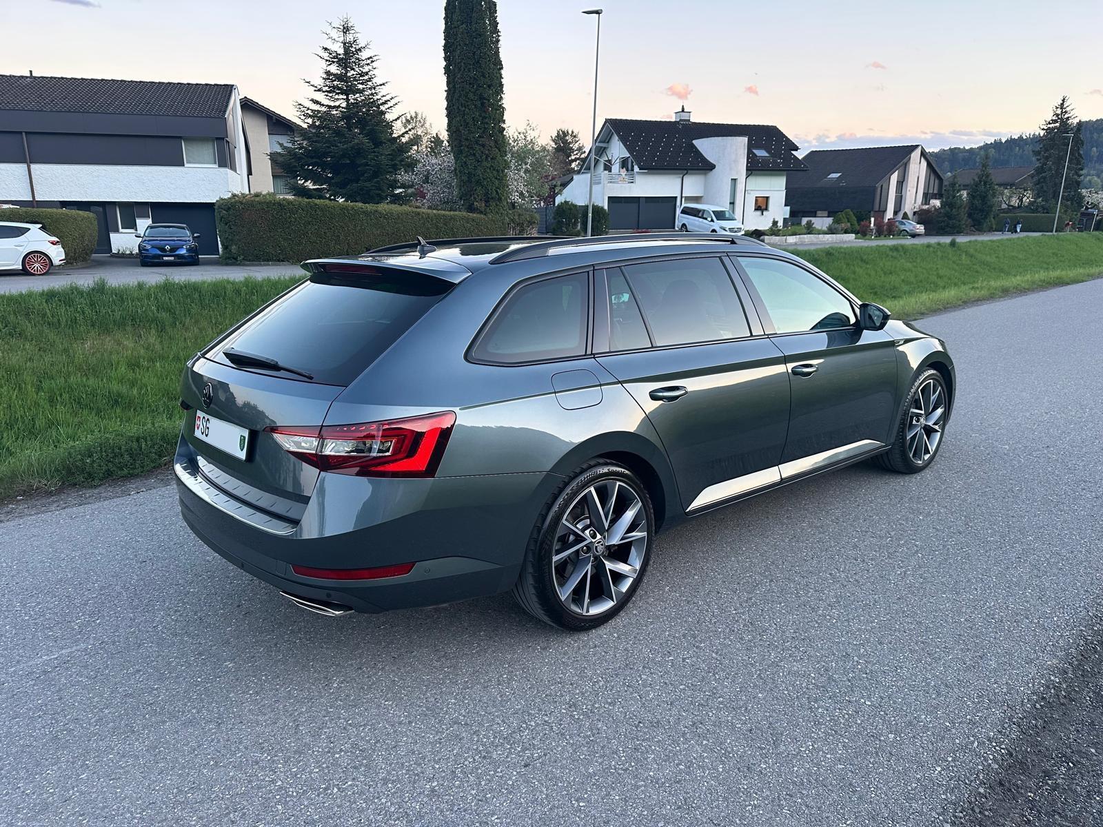 SKODA 2.0 TSI 280 SportLine 4x4 DSG-image-2