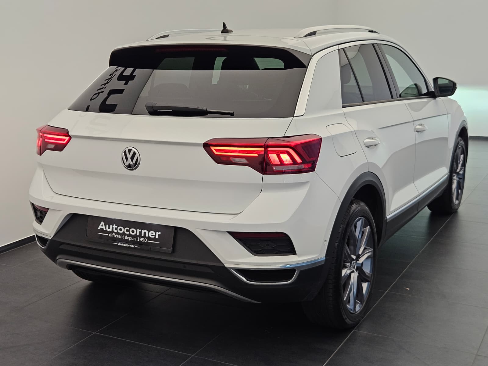 VW T-Roc 2.0 TSI Sport DSG 4Motion-image-6