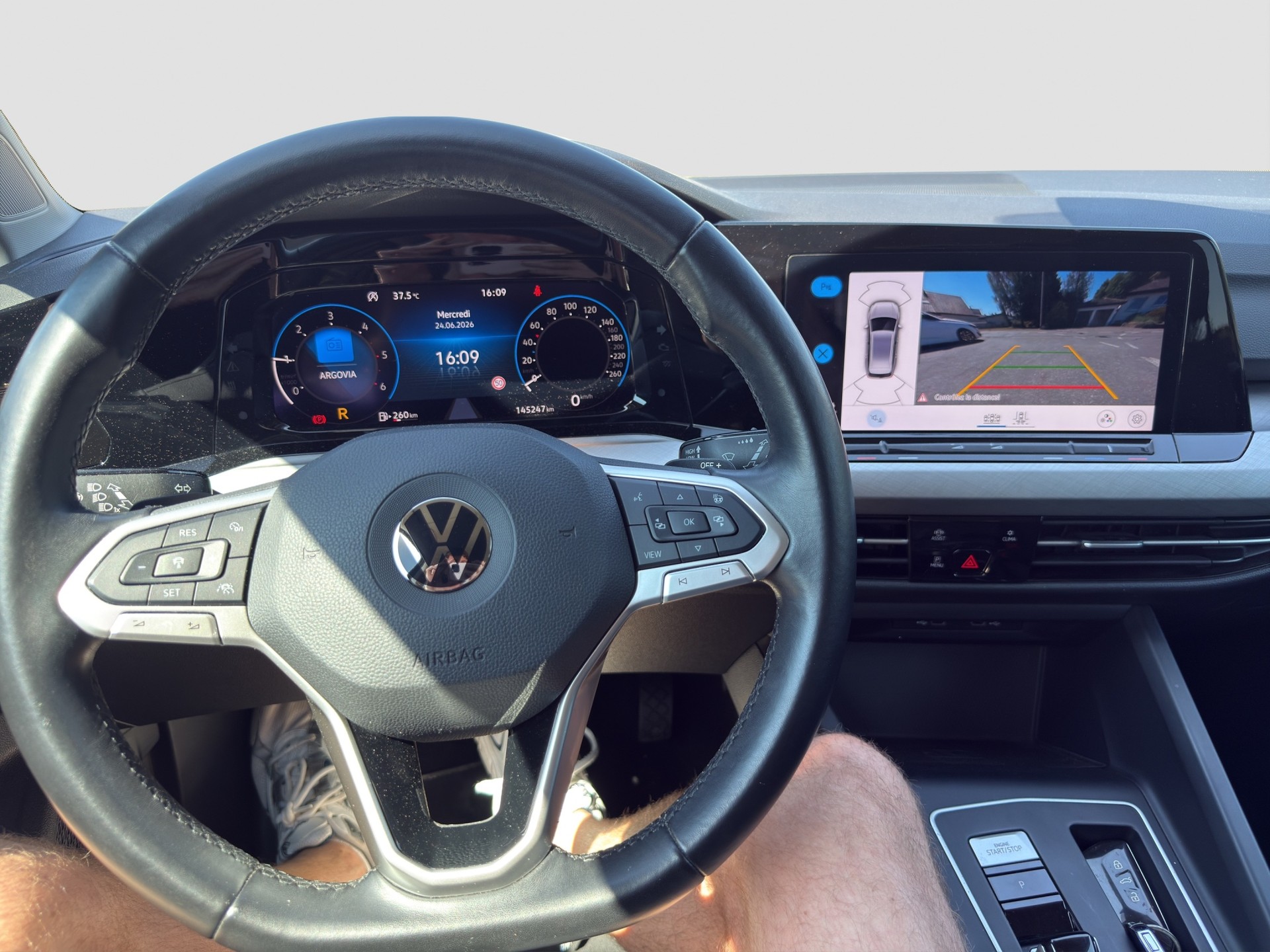 VW Golf Variant 2.0 TDI Life DSG ** Frisch ab MFK und Service ** CH Auto ** 1. Hand **-image-13