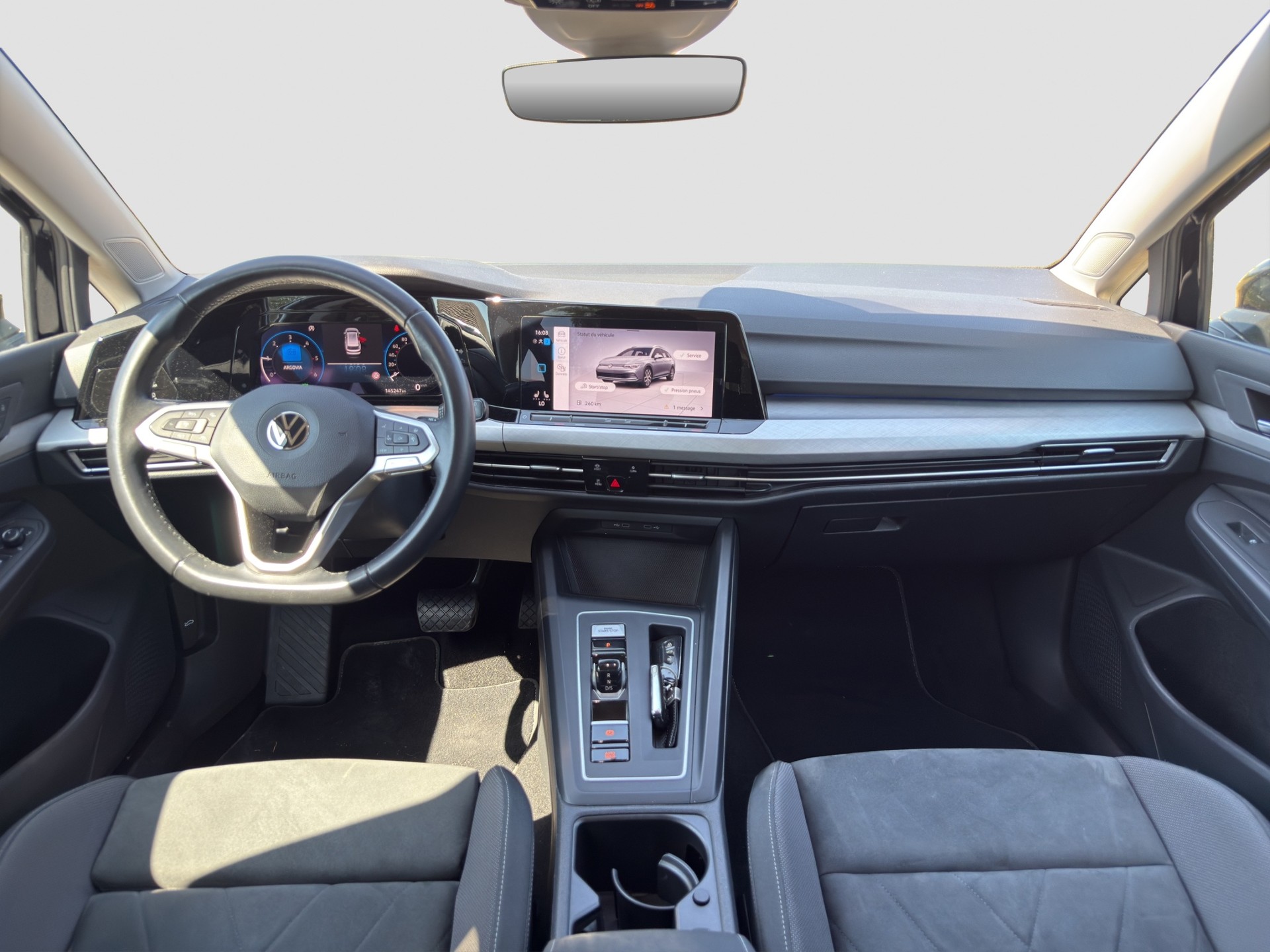 VW Golf Variant 2.0 TDI Life DSG ** Frisch ab MFK und Service ** CH Auto ** 1. Hand **-image-9