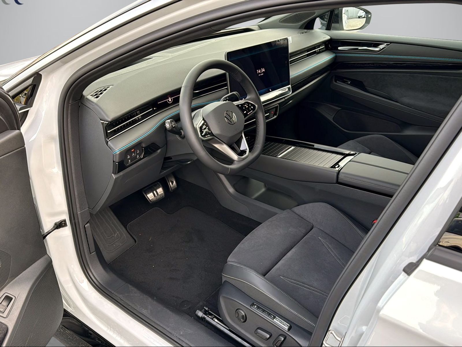 VW ID.7 Pro 77 kWh Pro-image-11