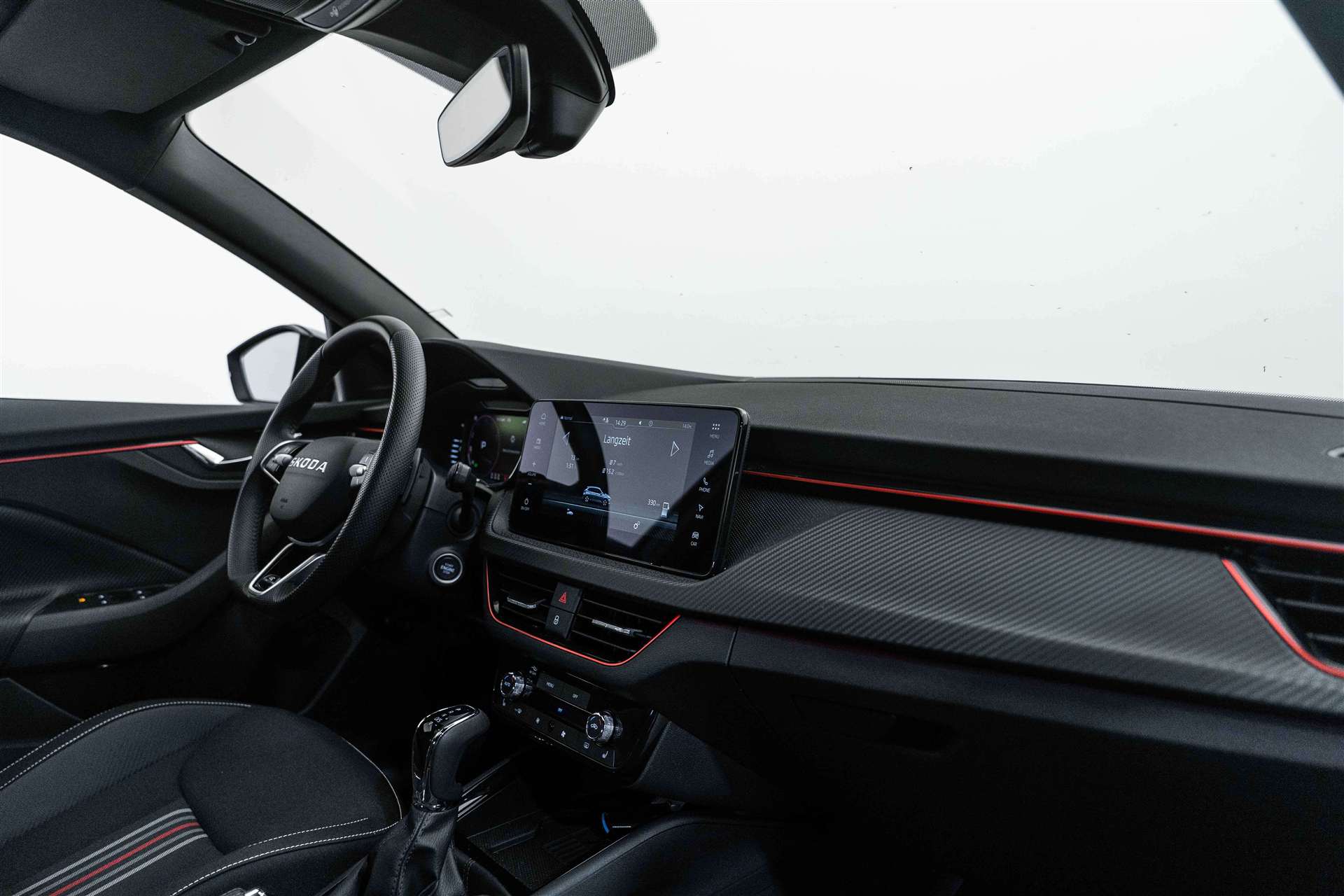 SKODA Scala 1.5 TSI Monte Carlo DSG-image-11