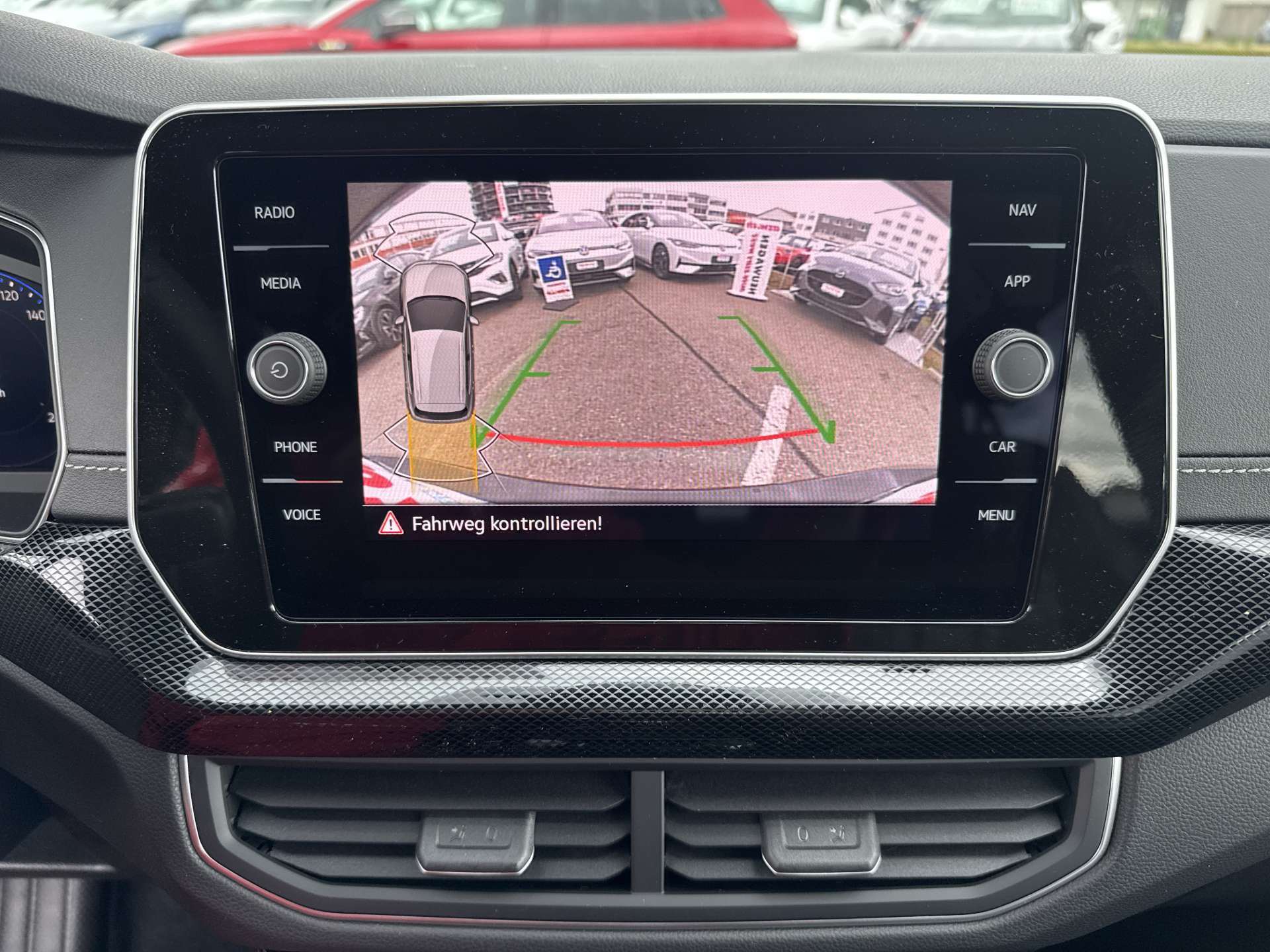 VW T-Cross 1.5 TSi EVO ACT R-Line DSG-Automat-image-9
