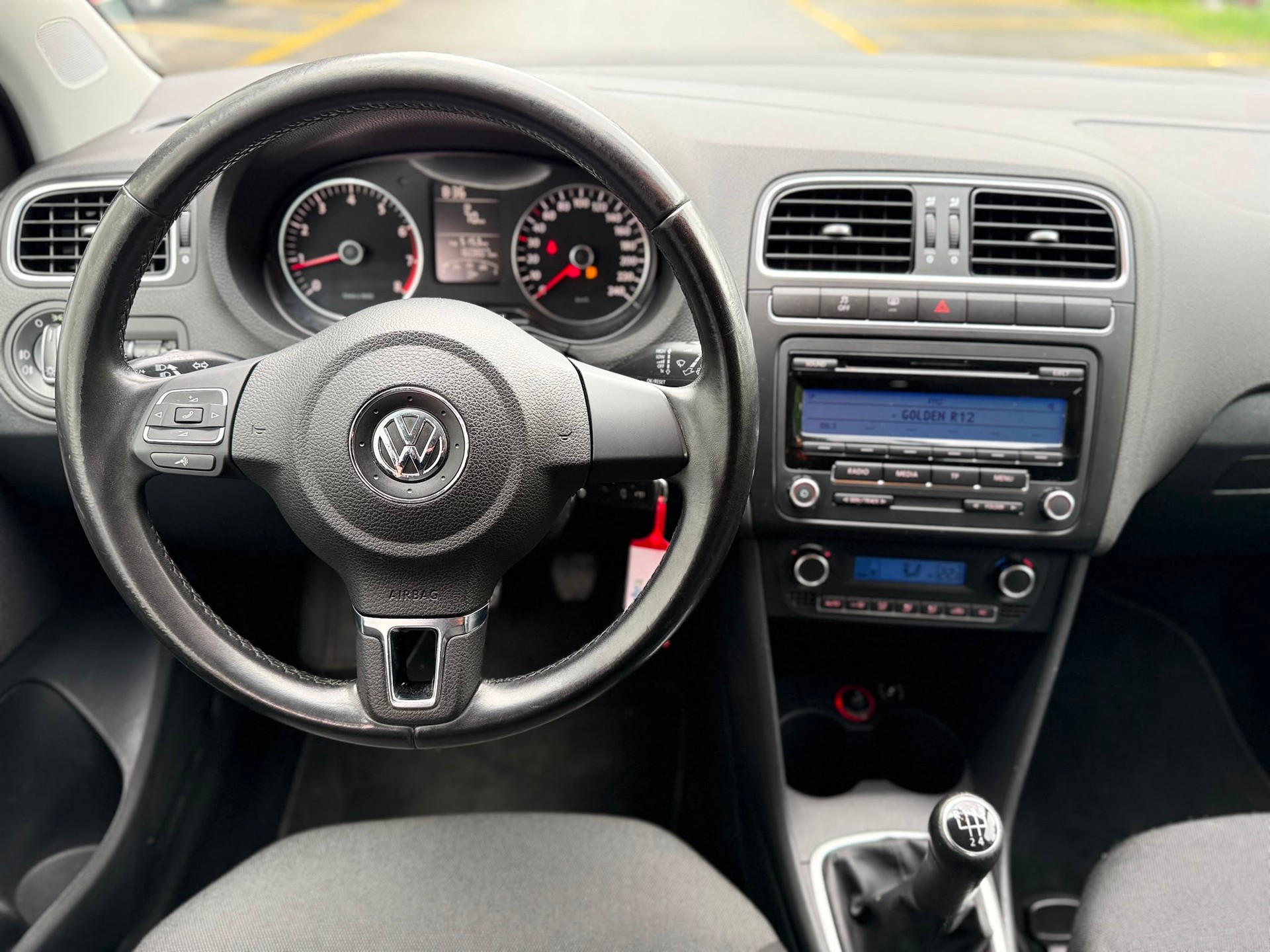 VW Polo 1.4 Comfortline-image-10