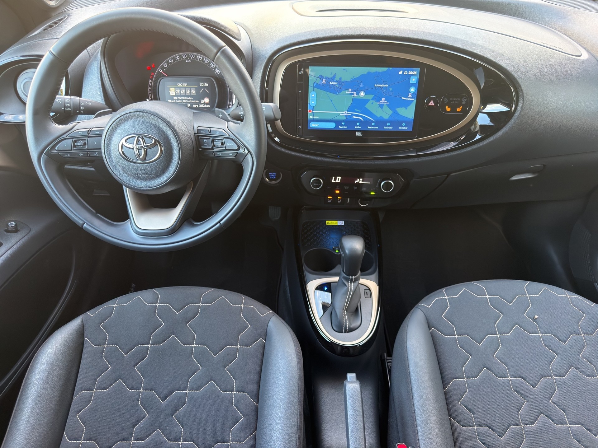 TOYOTA Aygo X 1.0 VVT-i Style CVT*TOP ZUSTAND*TOP AUSSTATTUNG*NUR 12000 KM*MIT FALTDACH*-image-6