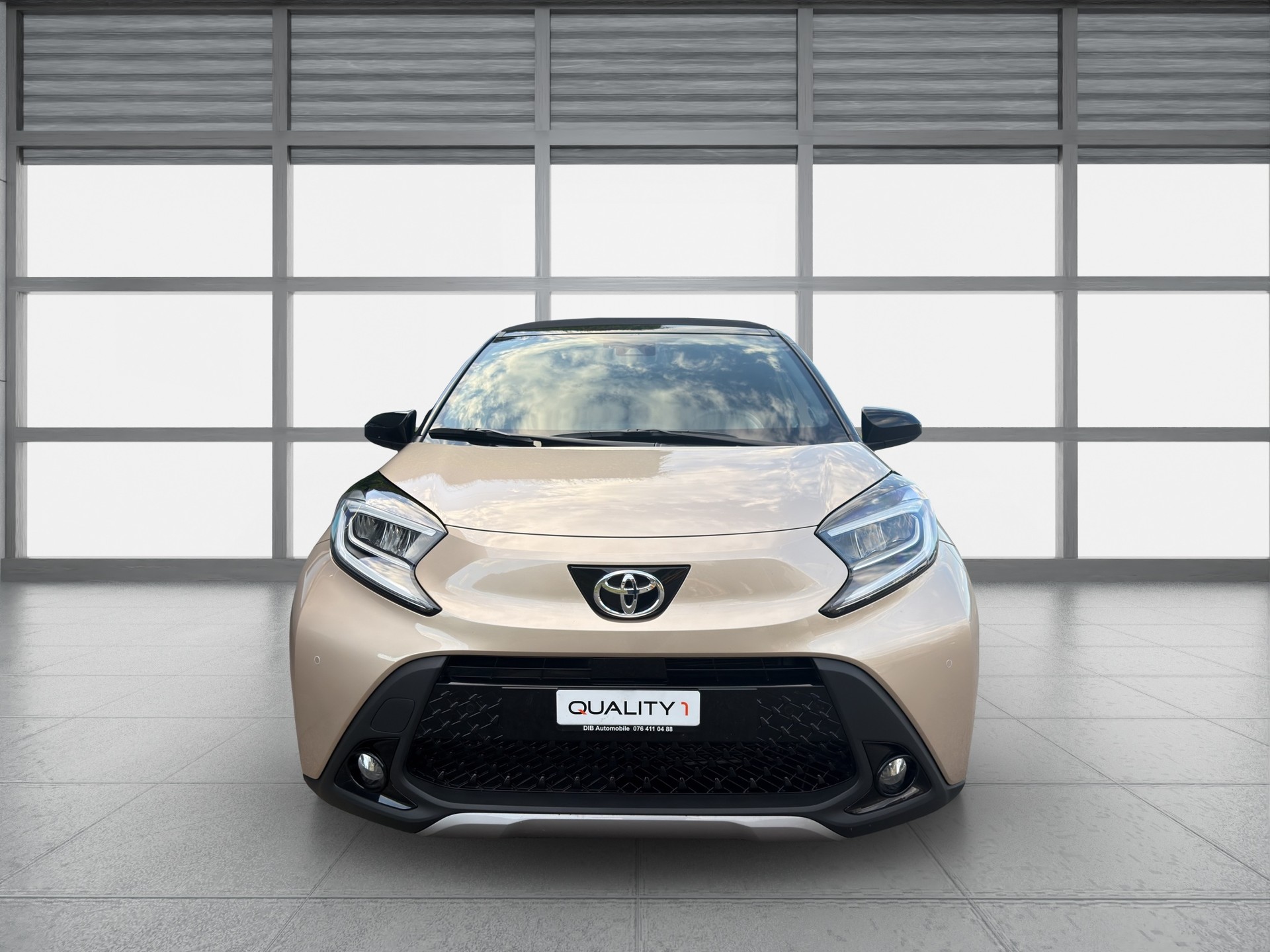TOYOTA Aygo X 1.0 VVT-i Style CVT*TOP ZUSTAND*TOP AUSSTATTUNG*NUR 12000 KM*MIT FALTDACH*-image-1