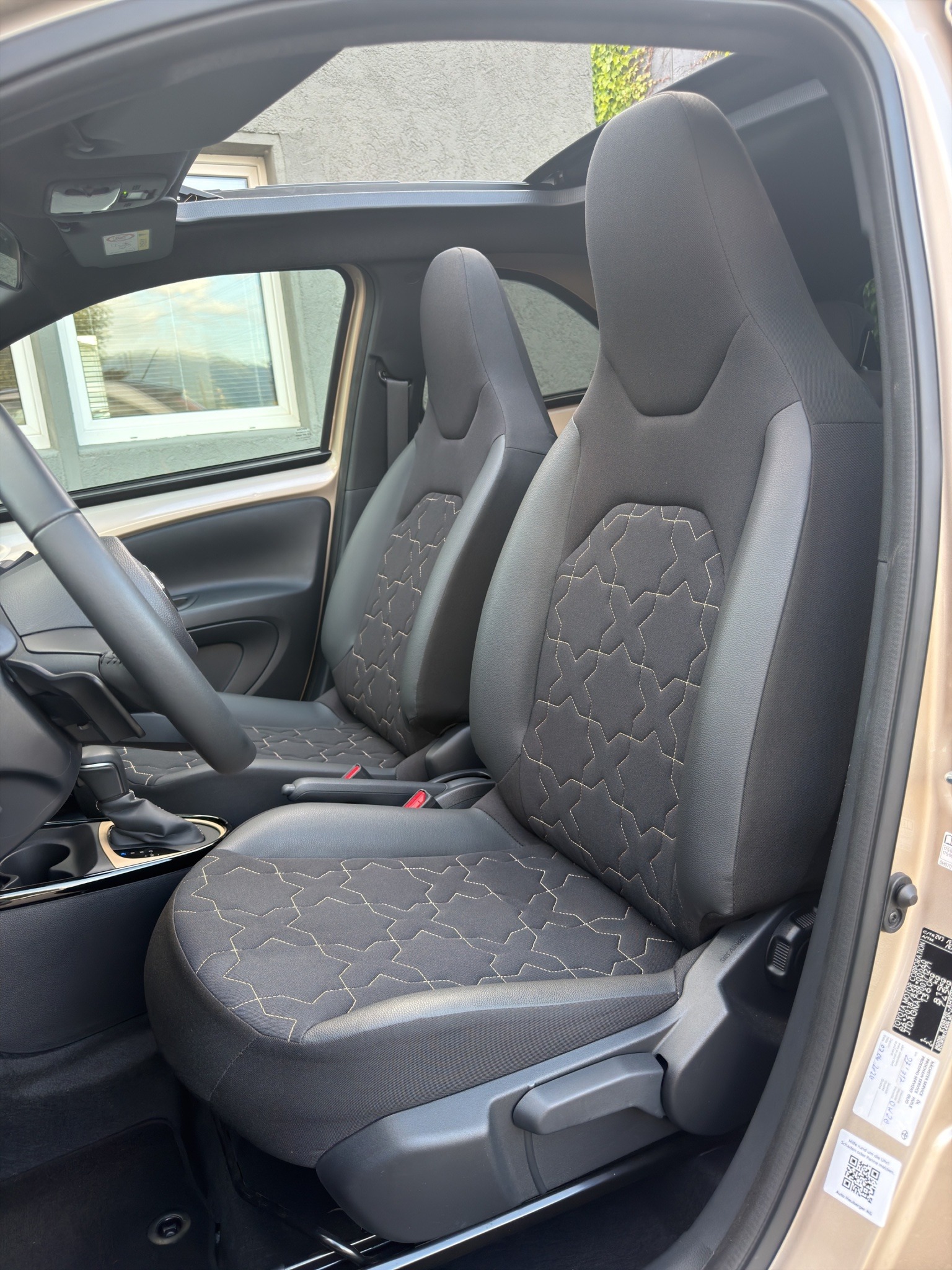 TOYOTA Aygo X 1.0 VVT-i Style CVT*TOP ZUSTAND*TOP AUSSTATTUNG*NUR 12000 KM*MIT FALTDACH*-image-21