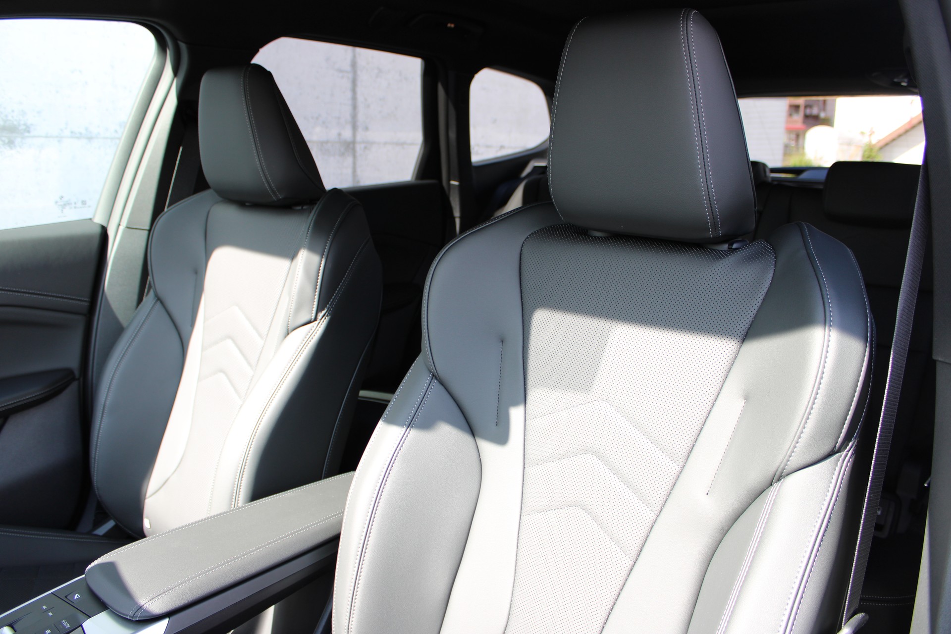 BMW X1 xDrive 30e M Sport-image-14