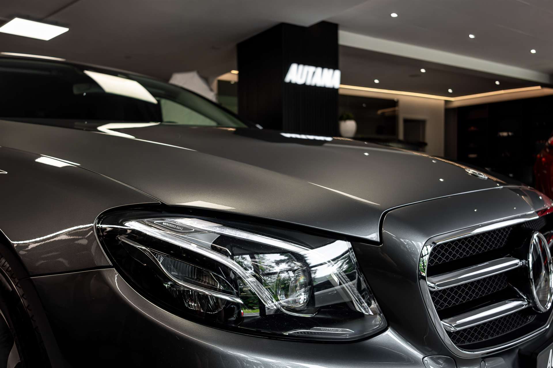 MERCEDES-BENZ E 200 Avantgarde 4Matic 9G-Tronic-image-26