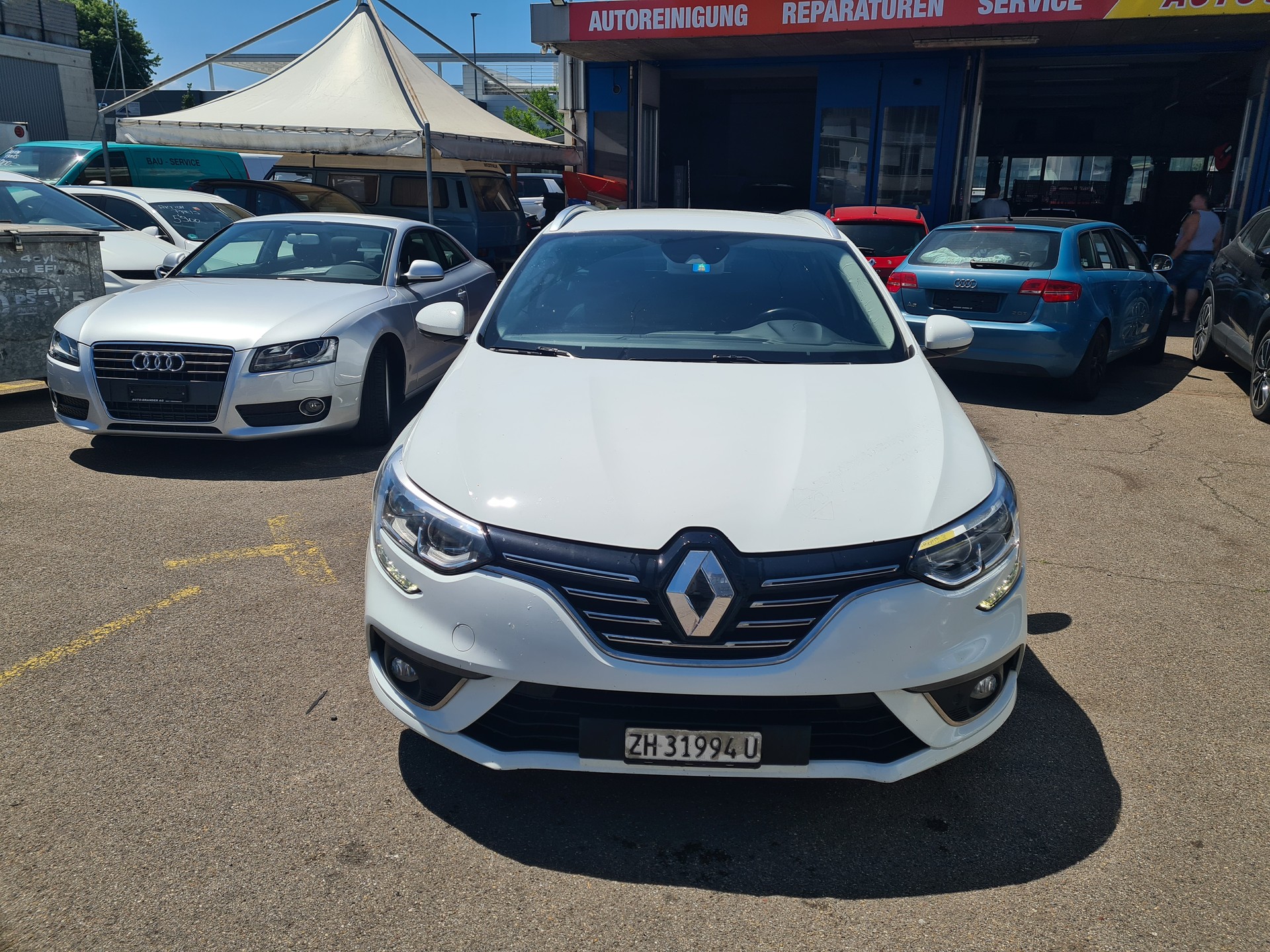 RENAULT Mégane Grandtour 1.5 dCi GT Line EDC-image-1