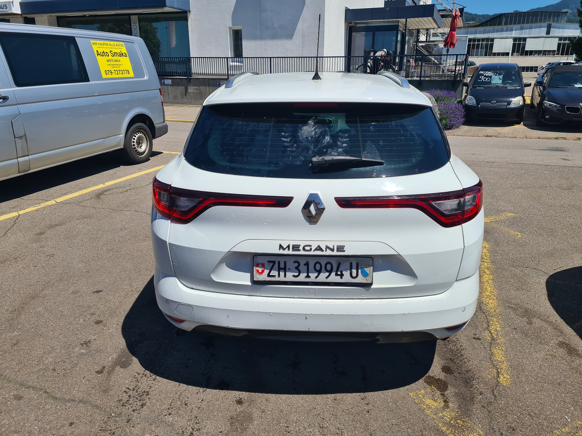 RENAULT Mégane Grandtour 1.5 dCi GT Line EDC-image-4