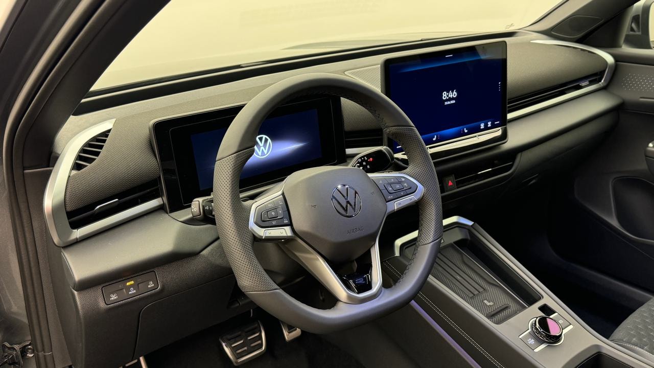 VW T-Roc 1.5 eTSI mHEV R-Line DSG-image-6