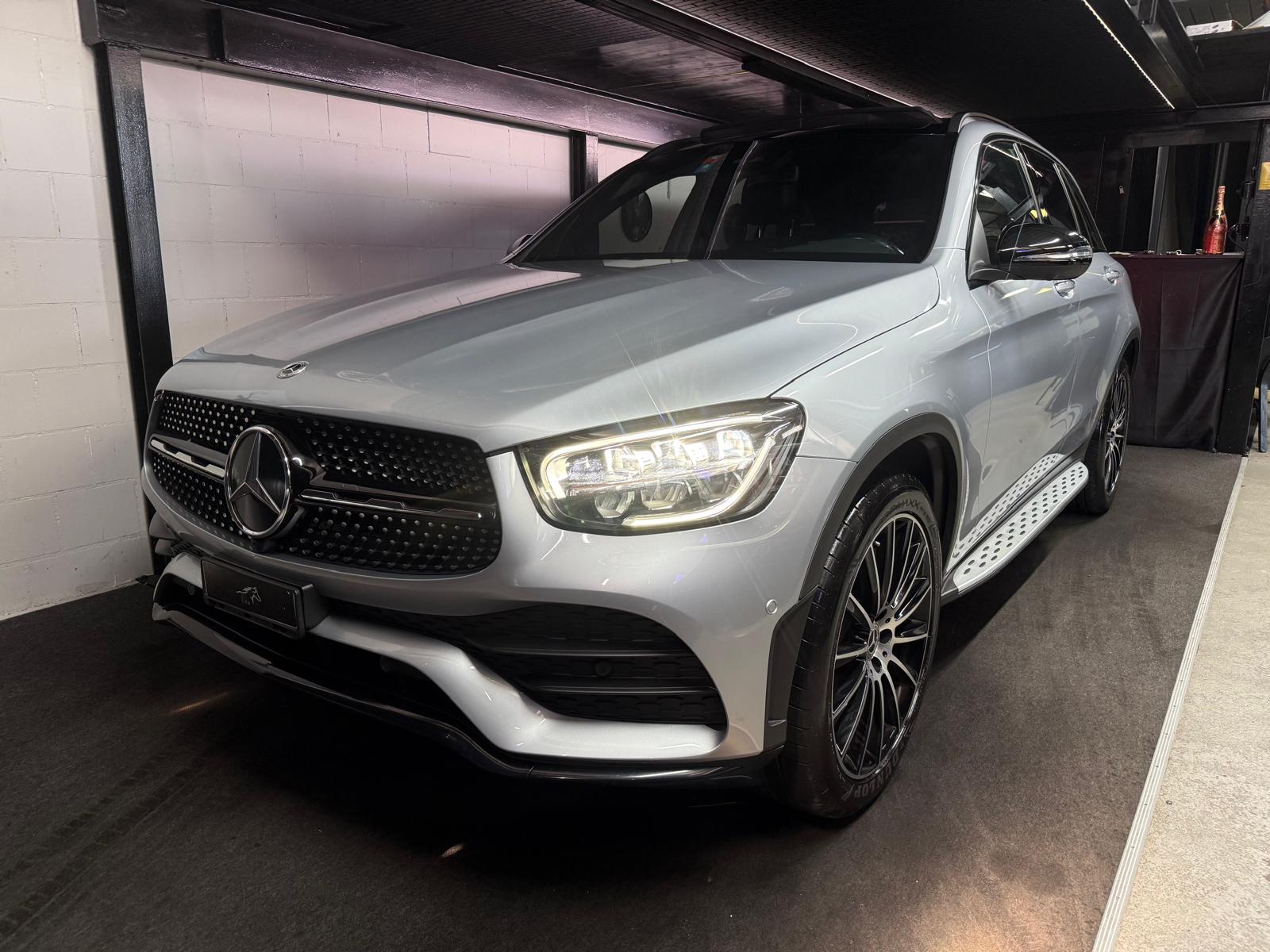 MERCEDES-BENZ GLC 200 AMG Line Plus 4Matic 9G-Tronic-image-1