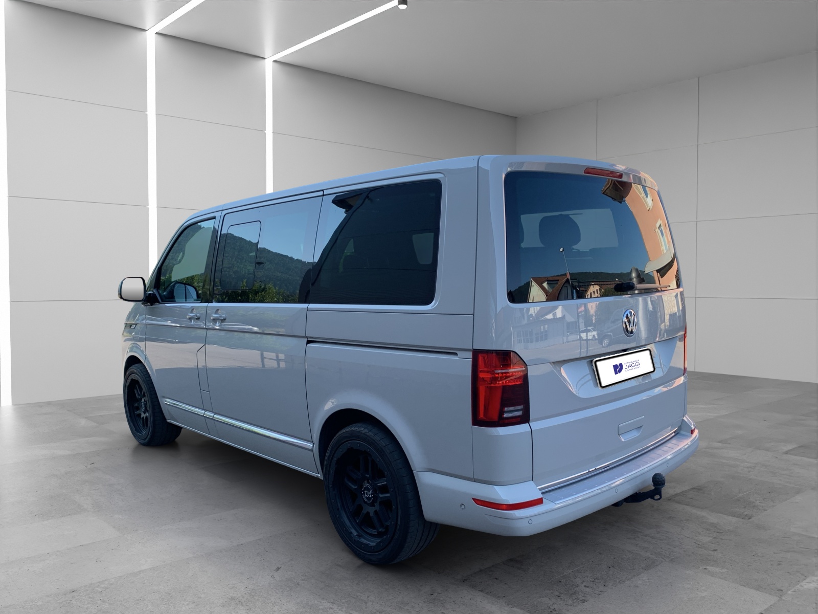 VW T6.1 Multivan 2.0 Bi-TDI Highline Liberty 4Mot. DSG-image-4