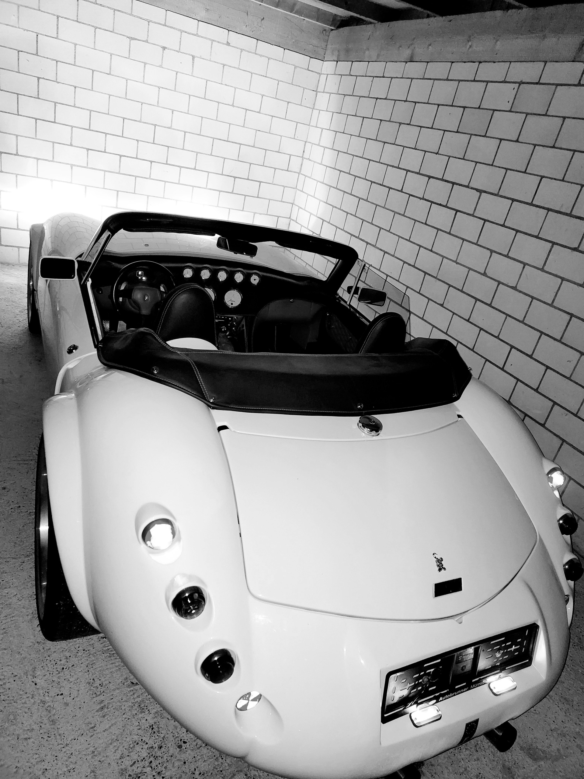 WIESMANN Roadster MF3-image-4