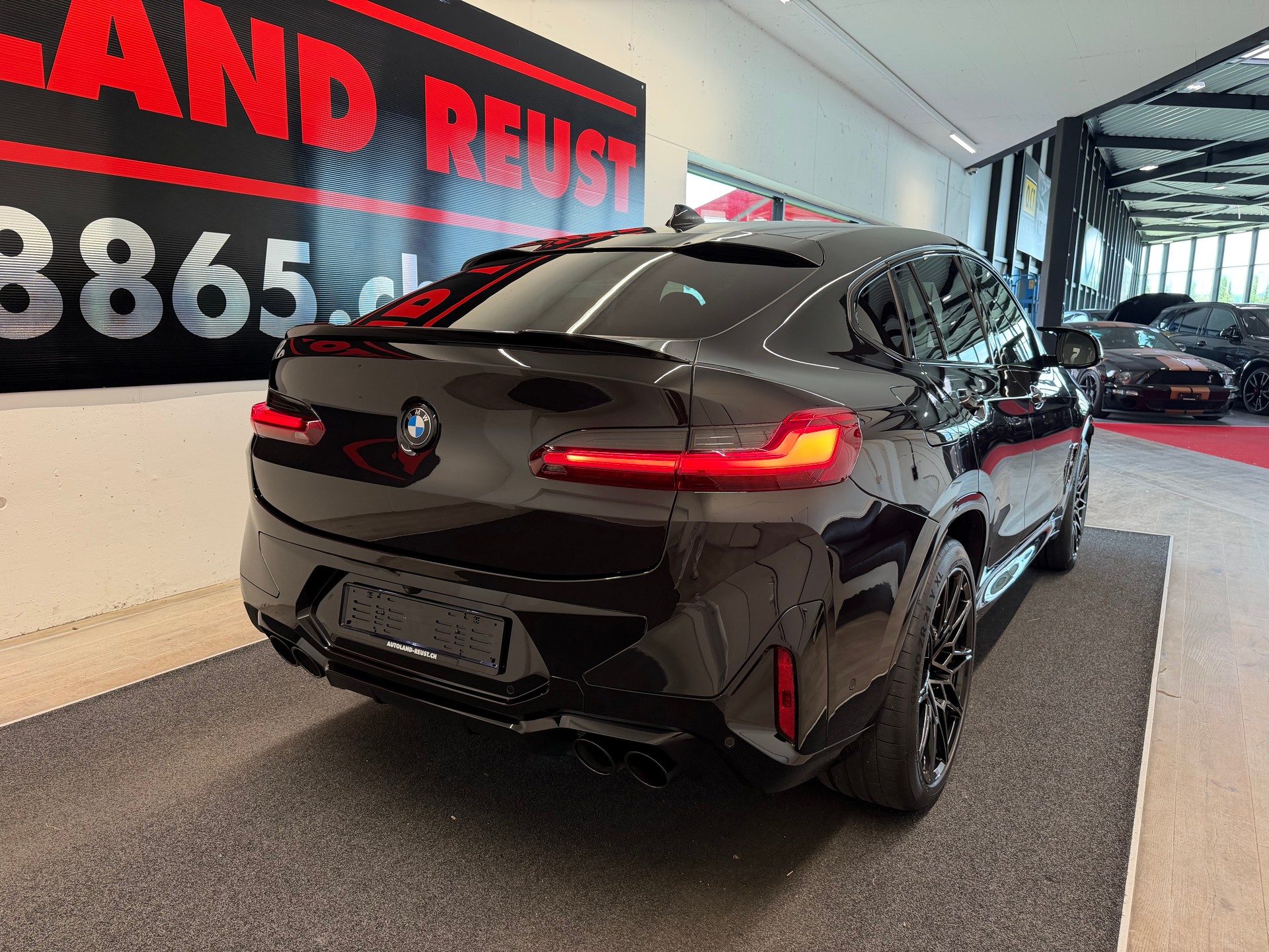 BMW X4M xDrive M Competition Steptronic-image-6