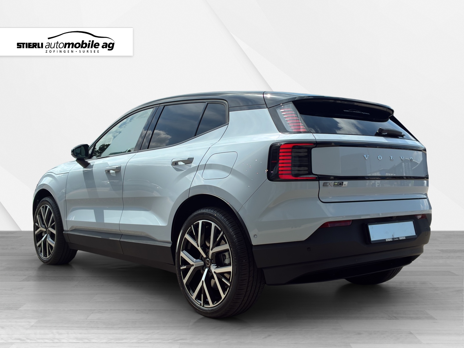 VOLVO EX 30 E60 Twin Ultra Performance AWD-image-6