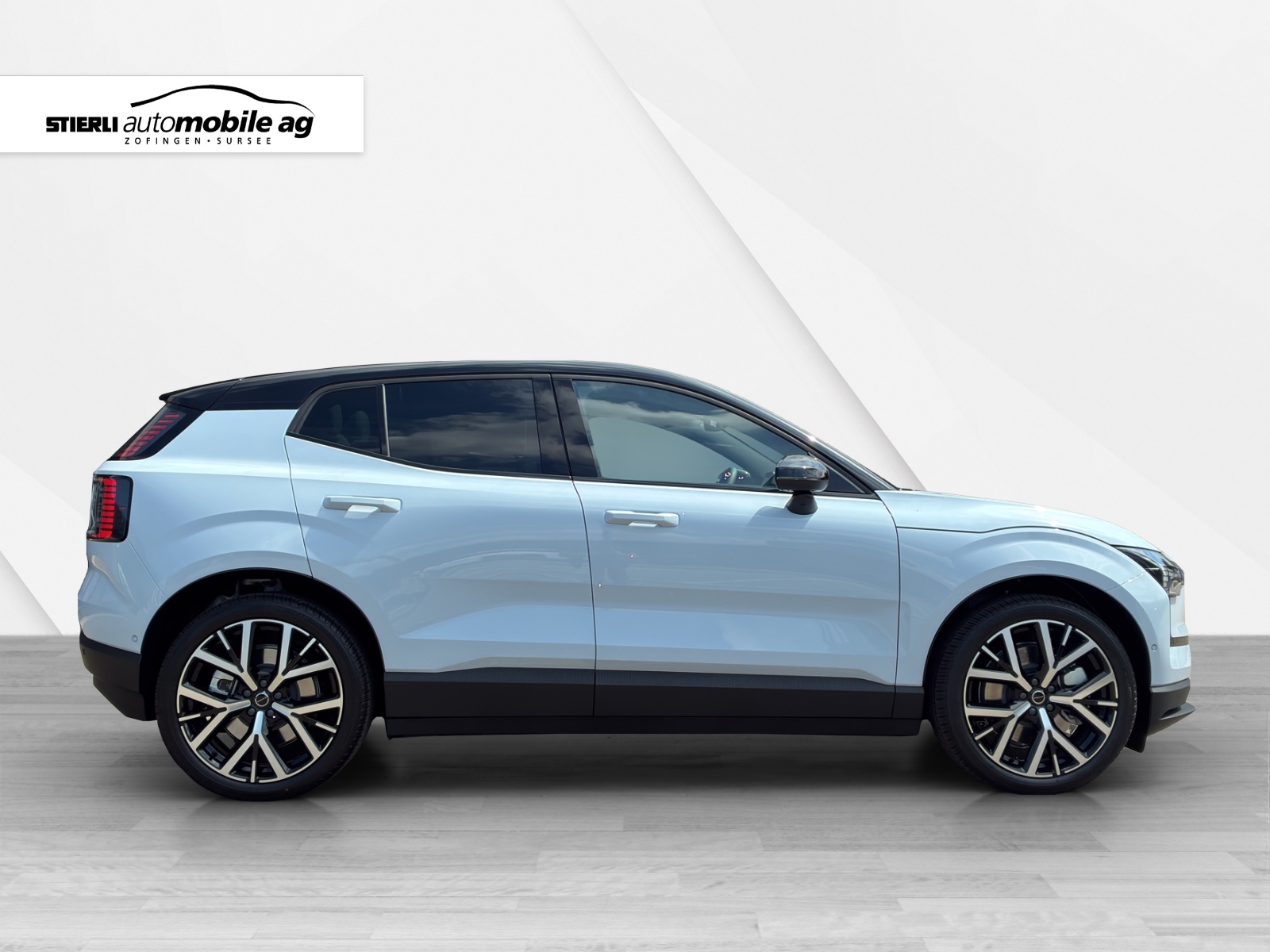 VOLVO EX 30 E60 Twin Ultra Performance AWD-image-3