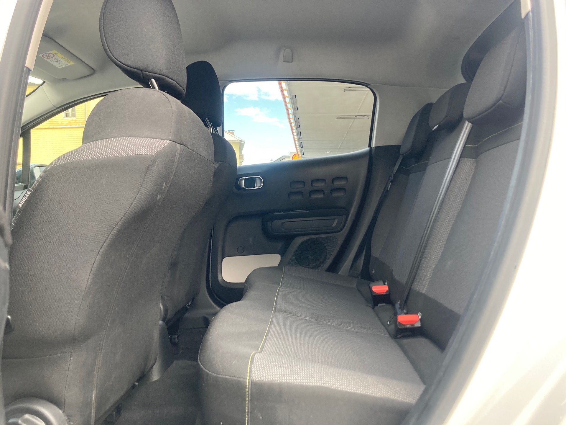 CITROEN C3 1.2i PT Swiss Ed. EAT6-image-6