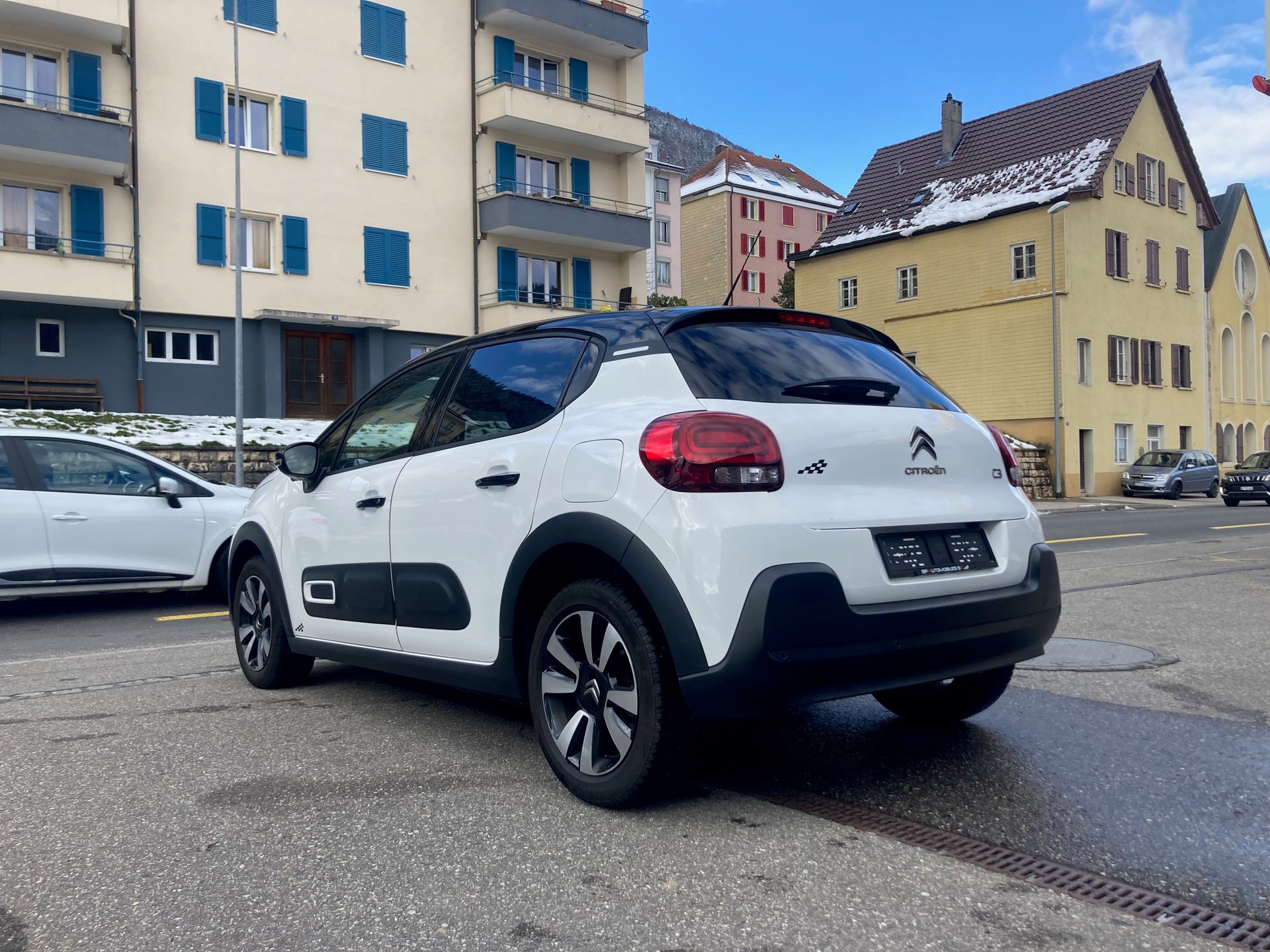 CITROEN C3 1.2i PT Swiss Ed. EAT6-image-3