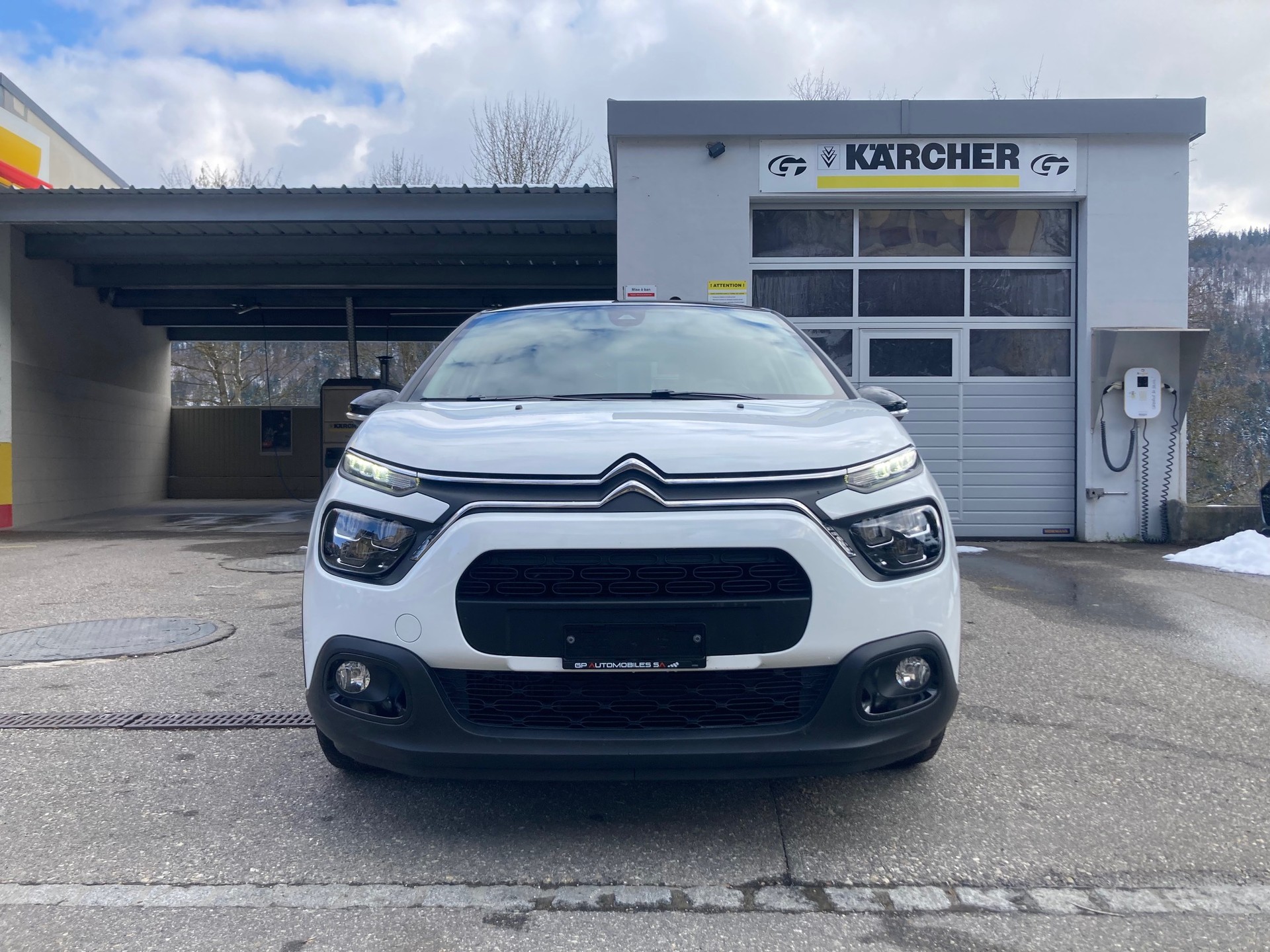 CITROEN C3 1.2i PT Swiss Ed. EAT6-image-1
